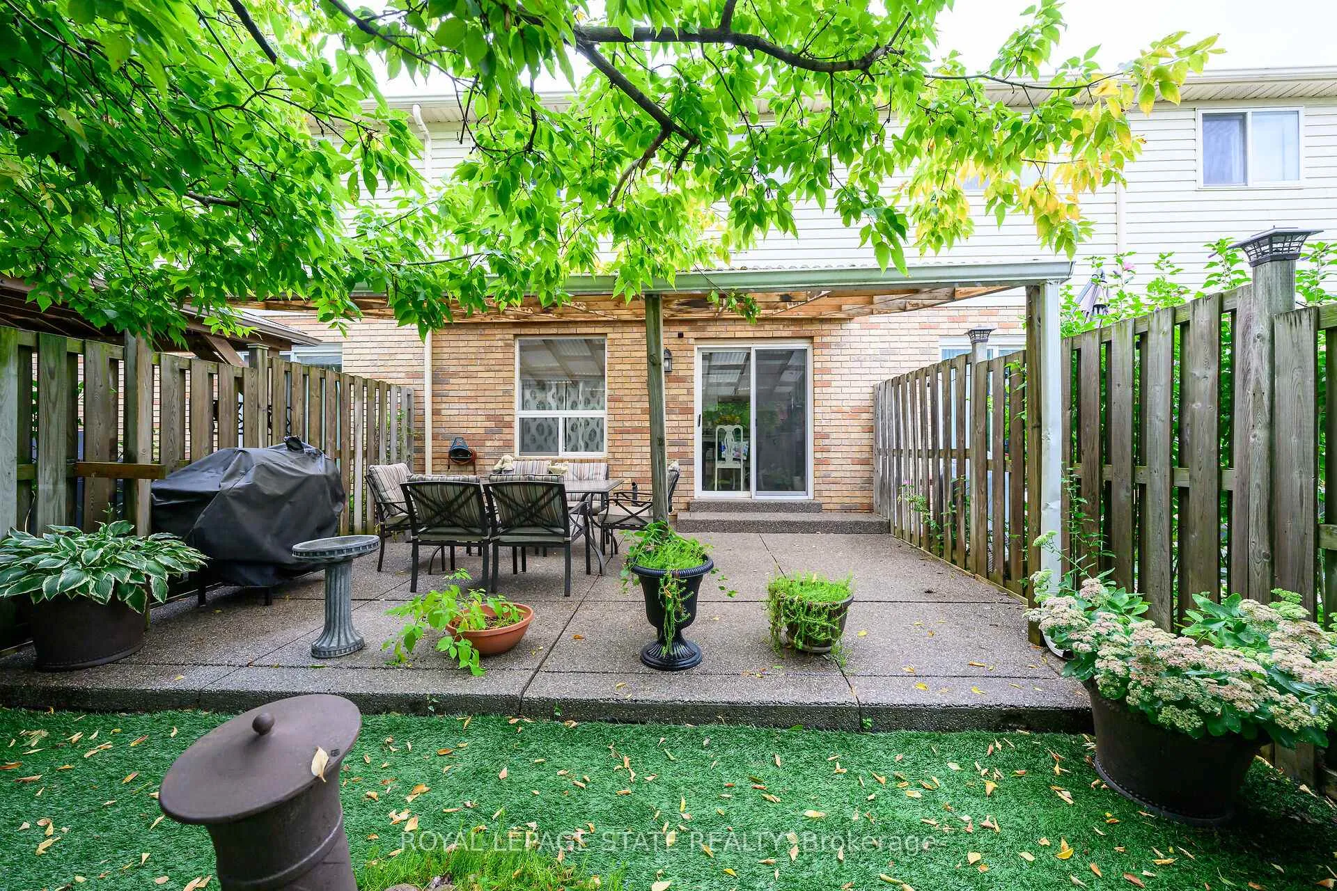 Photo 38 of 5 Vulcan Court, Hamilton, Stoney Creek — HOMEH