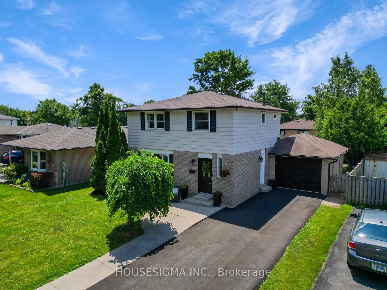 Photo 1 of 198 Archdekin Drive, Brampton, Madoc — HOMEH