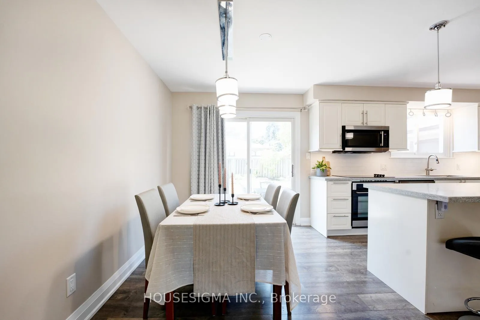 Photo 9 of 198 Archdekin Drive, Brampton, Madoc — HOMEH