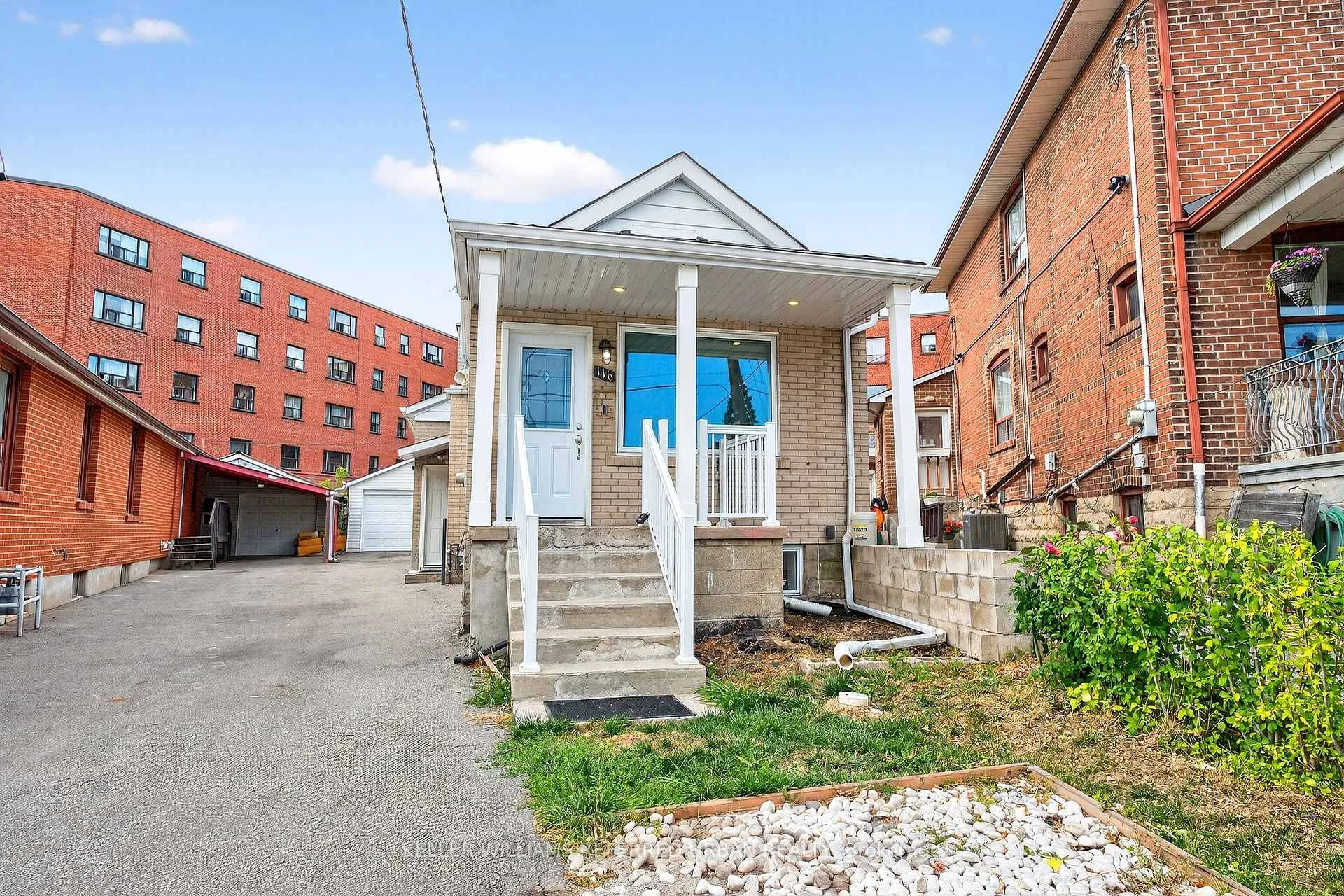 Front of Unit Main Floor, 116 Branstone Road