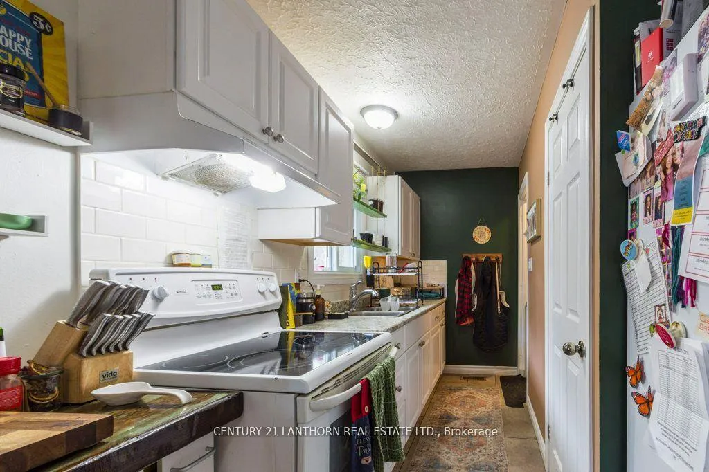 Photo 10 of Unit A-E, 95 Scott Avenue, Quinte West, Frankford Ward — HOMEH