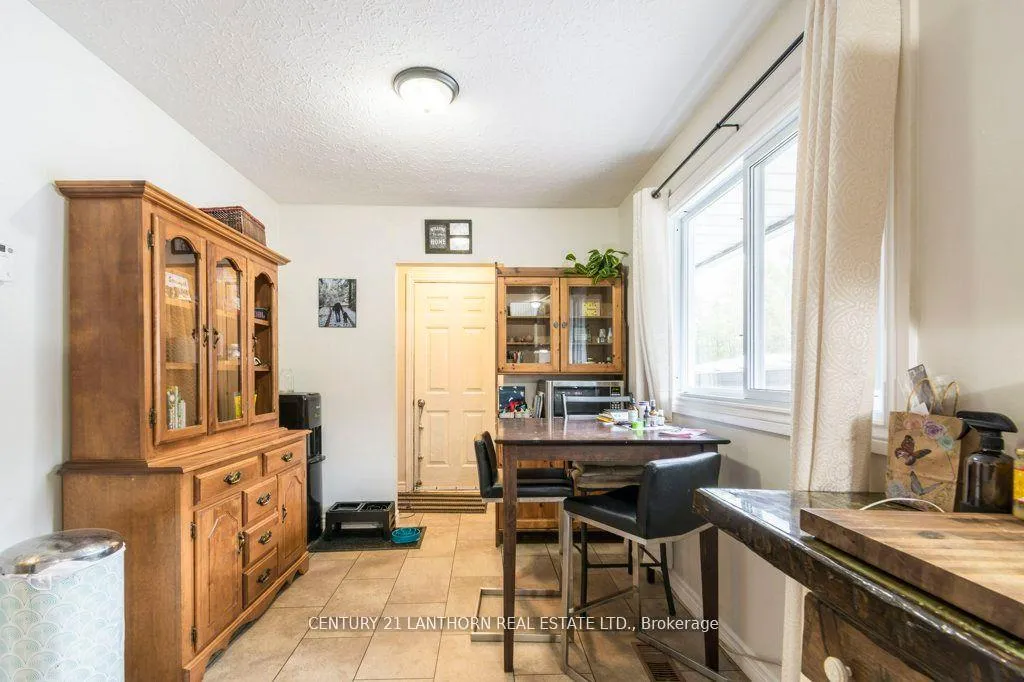 Photo 11 of Unit A-E, 95 Scott Avenue, Quinte West, Frankford Ward — HOMEH