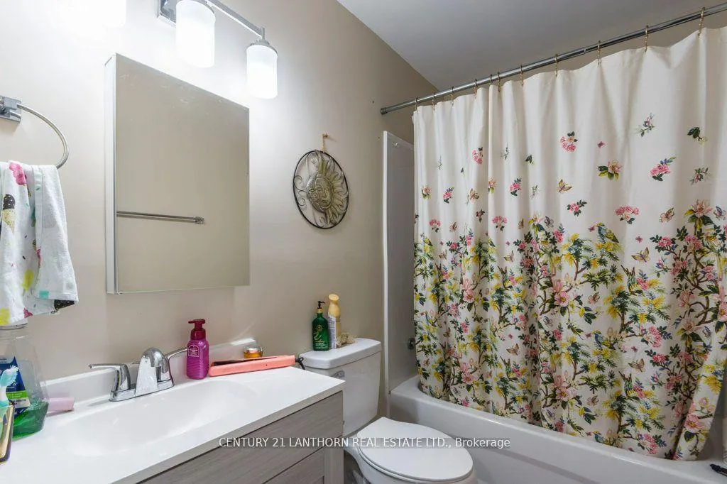 Photo 20 of Unit A-E, 95 Scott Avenue, Quinte West, Frankford Ward — HOMEH