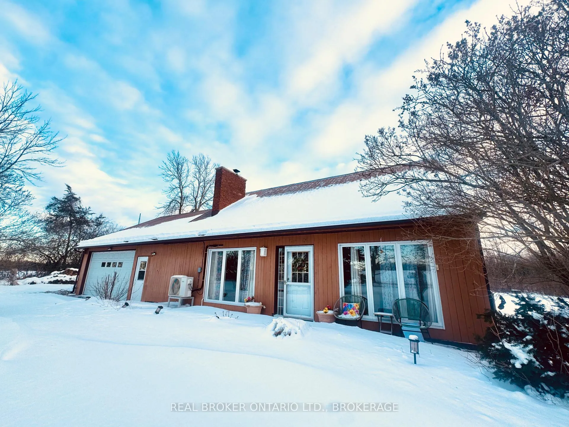 Front of 2268 Mcintyre Road