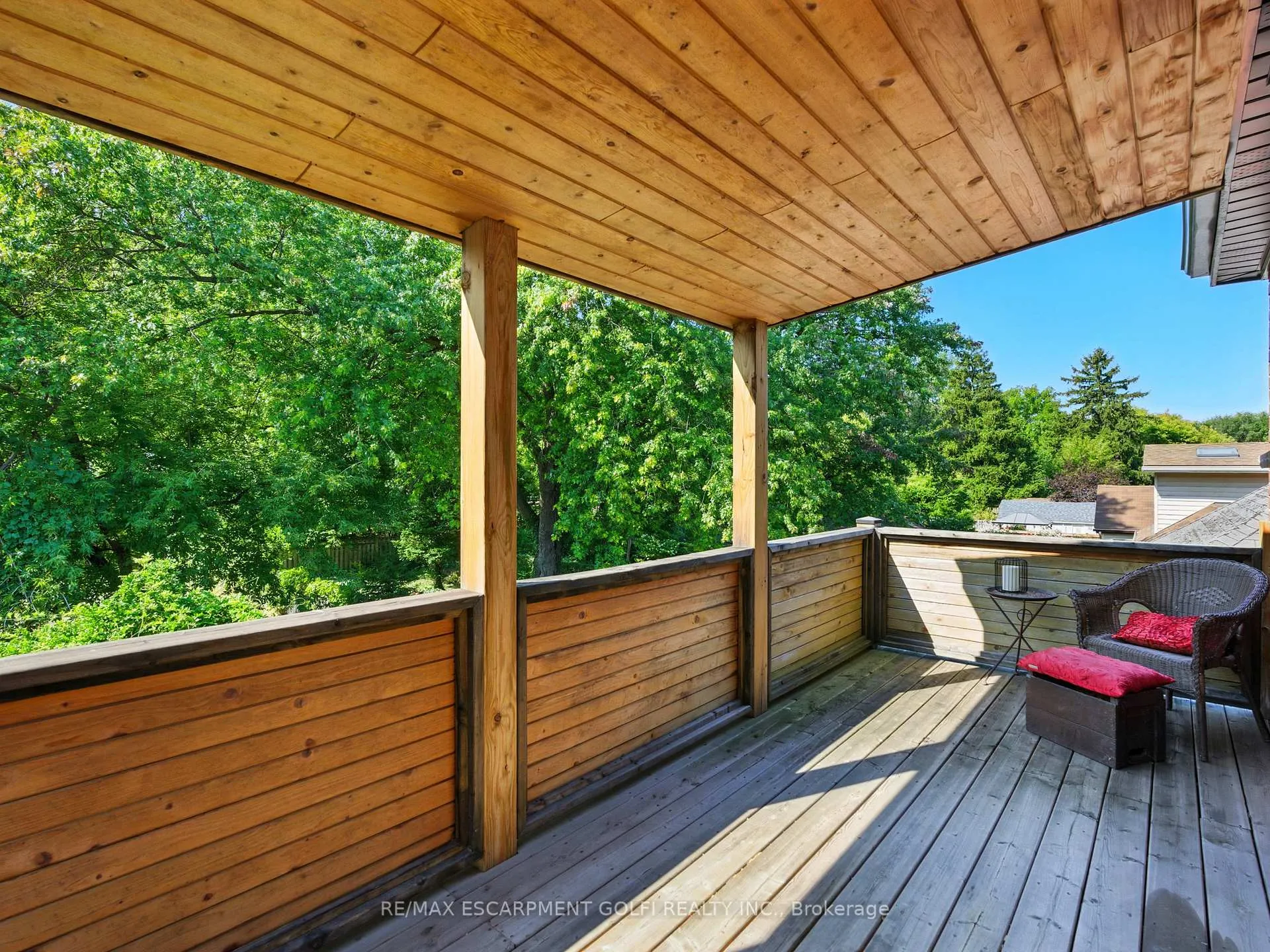 Photo 20 of 284 Cumberland Avenue, Hamilton, St. Clair — HOMEH