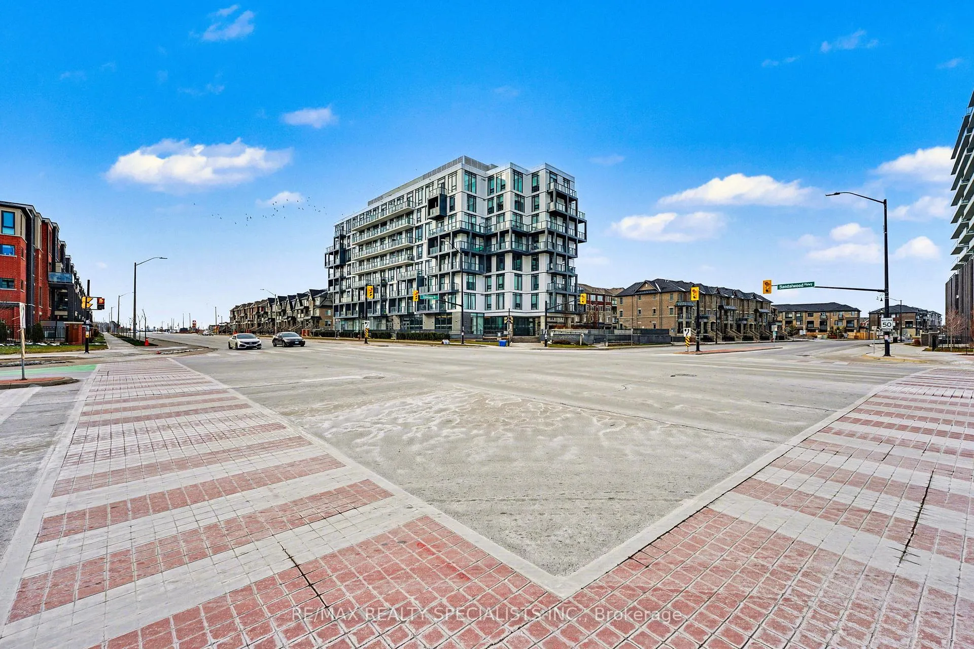 Photo 3 of Unit 807, 180 Veterans Drive, Brampton, Northwest Brampton — HOMEH