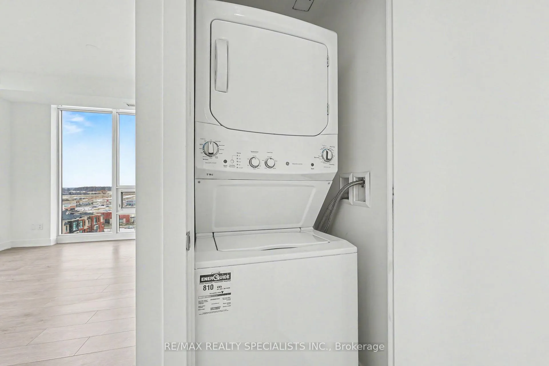 Photo 9 of Unit 807, 180 Veterans Drive, Brampton, Northwest Brampton — HOMEH