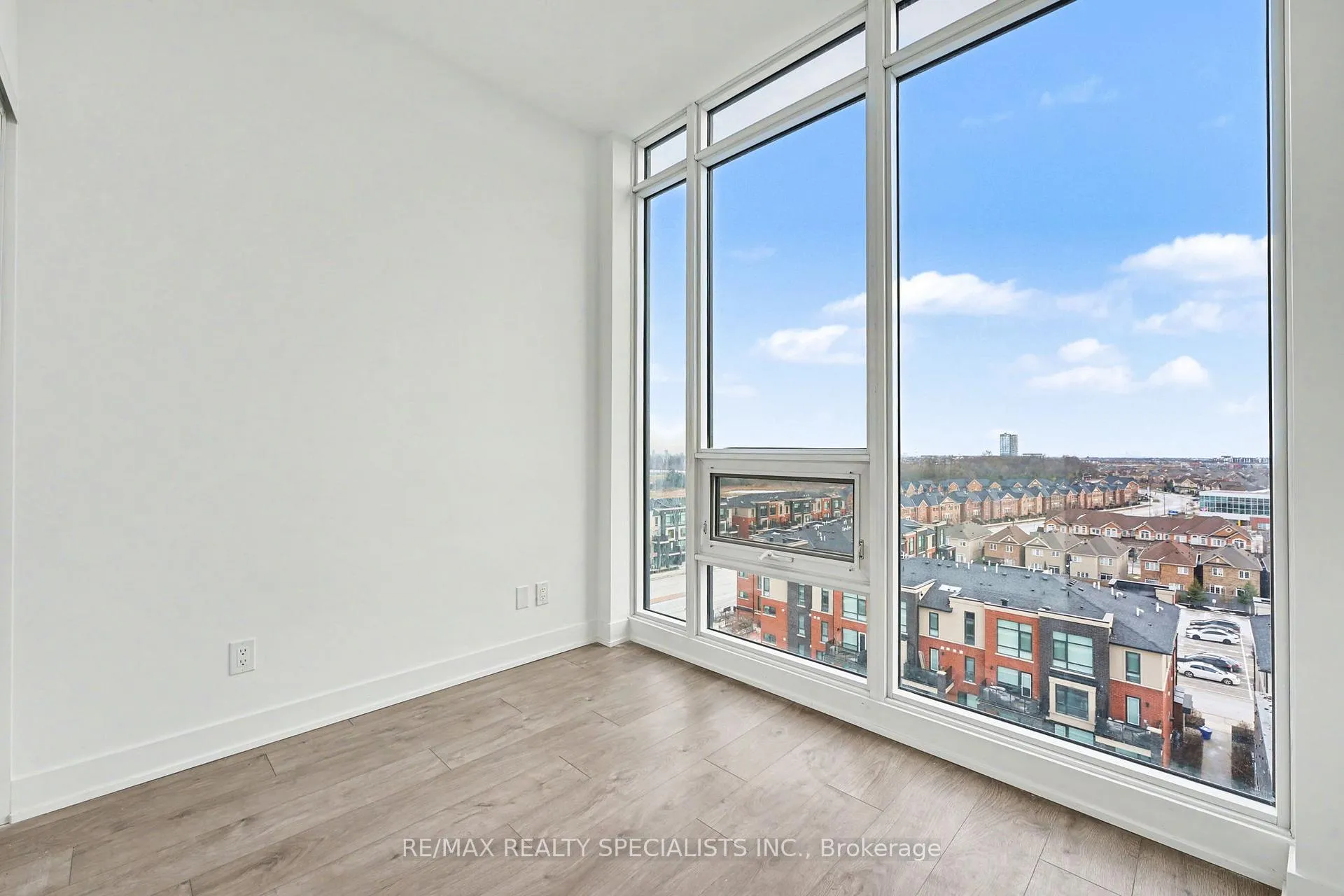 Photo 10 of Unit 807, 180 Veterans Drive, Brampton, Northwest Brampton — HOMEH
