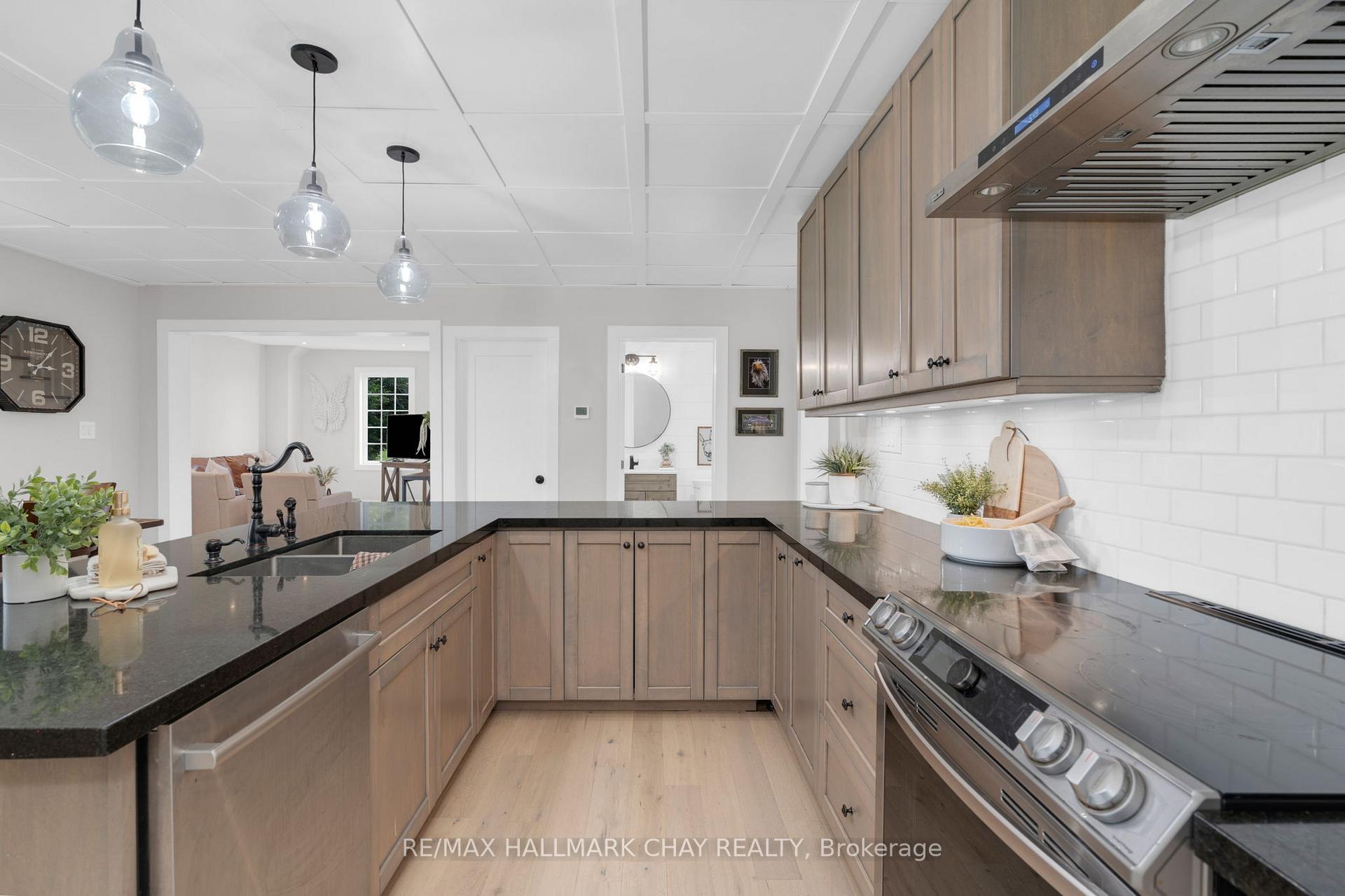 Photo 18 of 4355 Conc 7 Sunnidale, Clearview, Rural Clearview — HOMEH