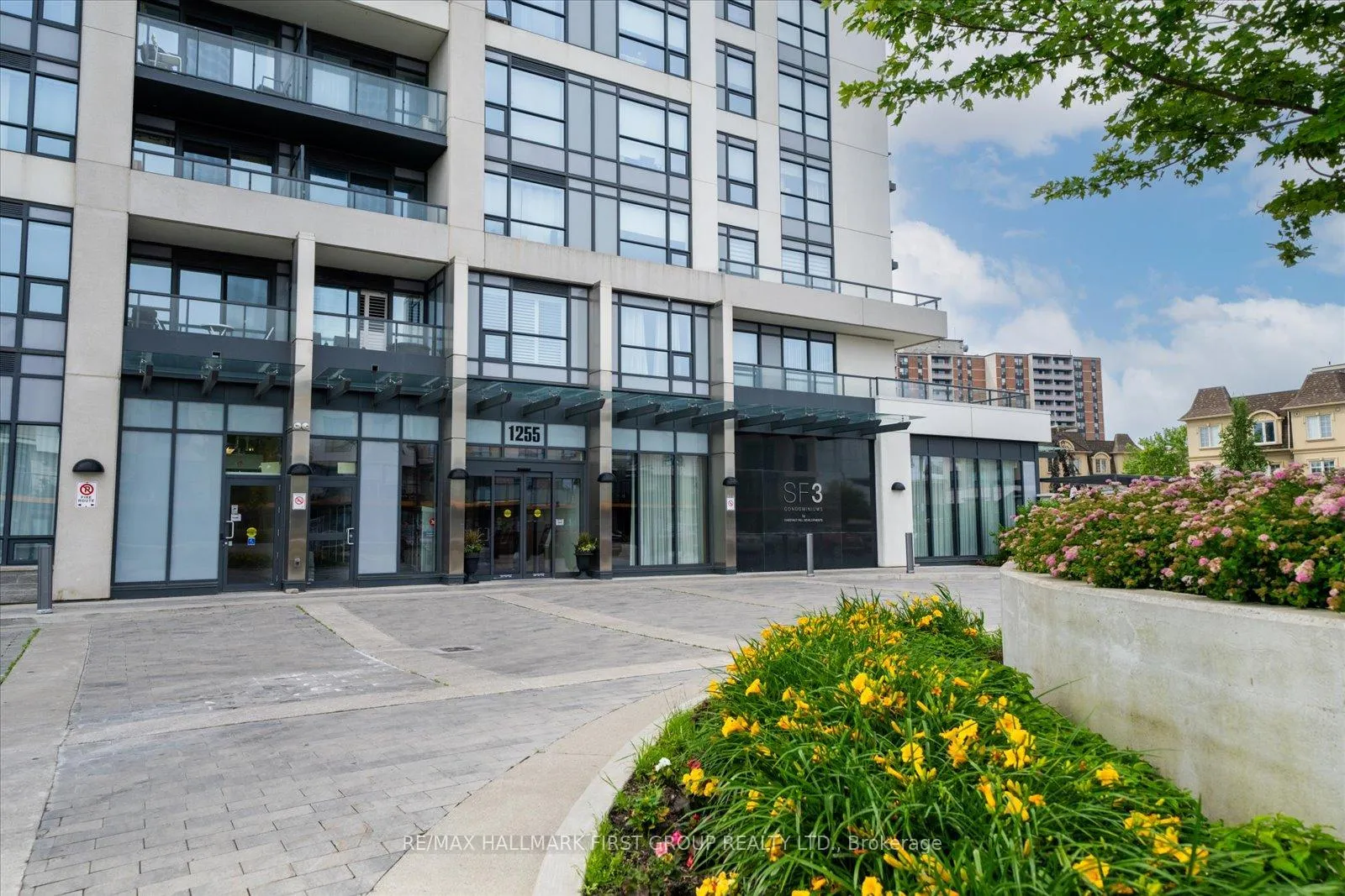 Photo 2 of Unit 1203, 1255 Bayly Street, Pickering, Bay Ridges — HOMEH