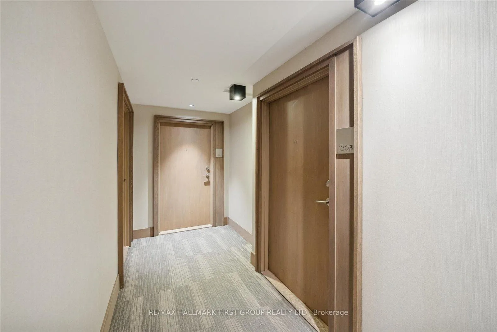 Photo 3 of Unit 1203, 1255 Bayly Street, Pickering, Bay Ridges — HOMEH
