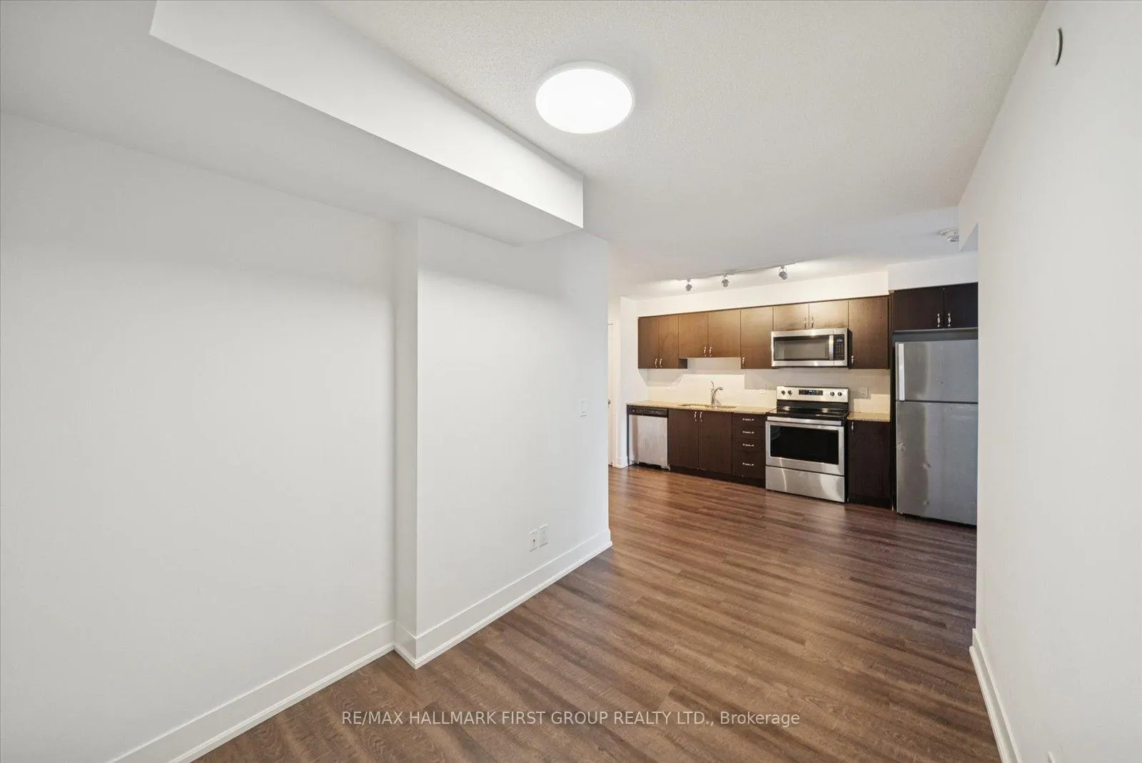 Photo 8 of Unit 1203, 1255 Bayly Street, Pickering, Bay Ridges — HOMEH
