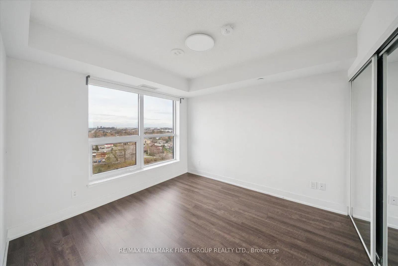 Photo 13 of Unit 1203, 1255 Bayly Street, Pickering, Bay Ridges — HOMEH