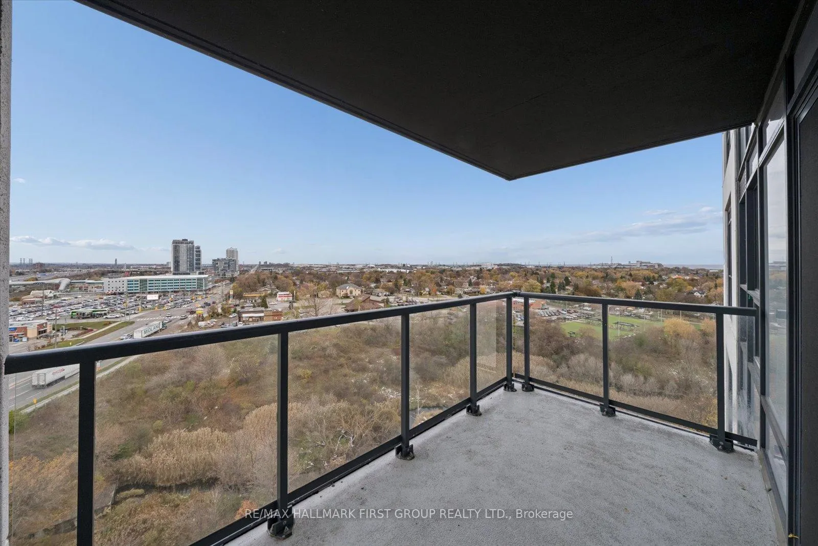 Photo 18 of Unit 1203, 1255 Bayly Street, Pickering, Bay Ridges — HOMEH