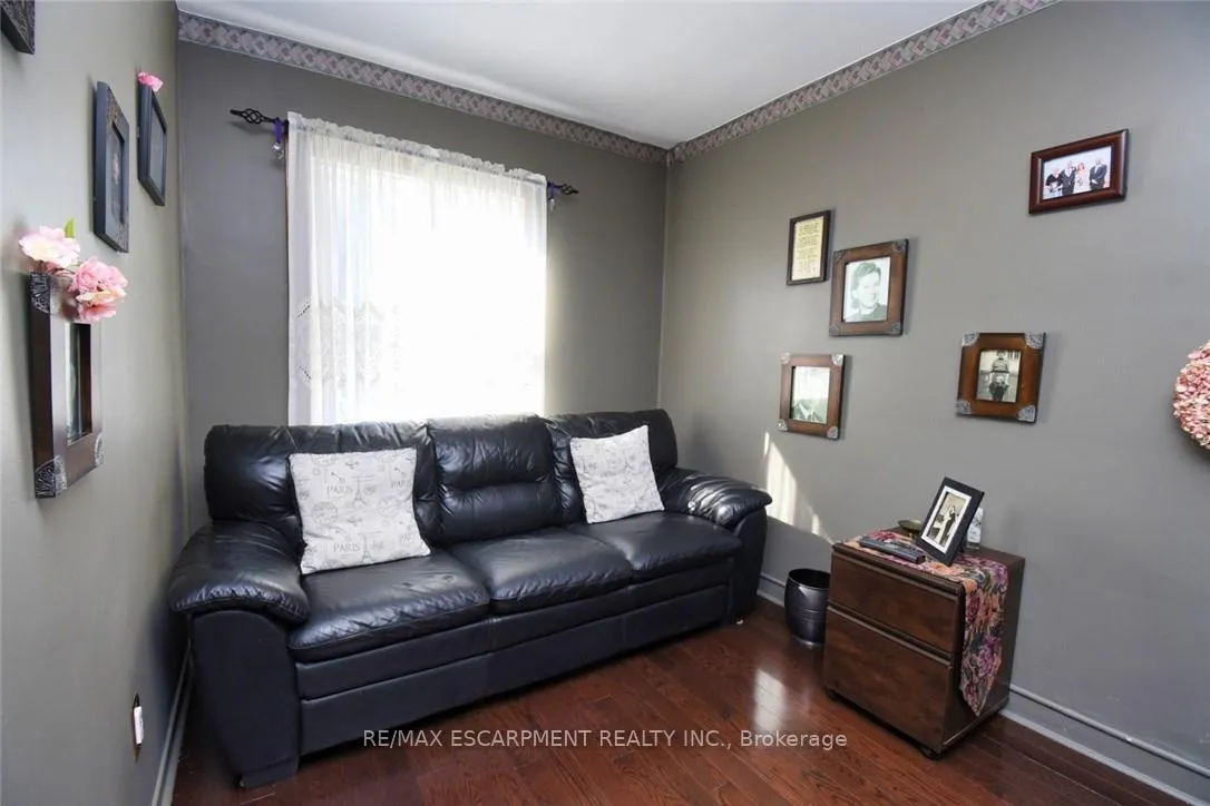Photo 14 of 251 East 31st Street, Hamilton, Eastmount — HOMEH