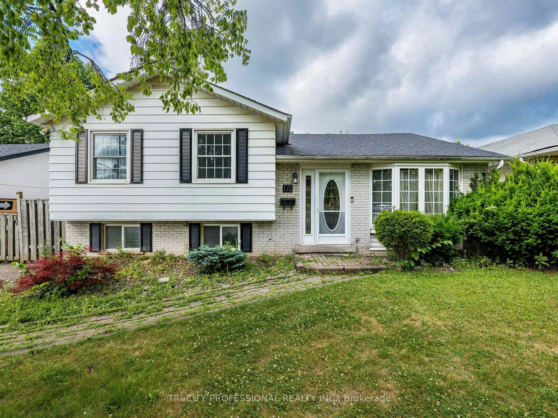Photo 2 of 172 Mountainview Road S, Halton Hills, Georgetown — HOMEH