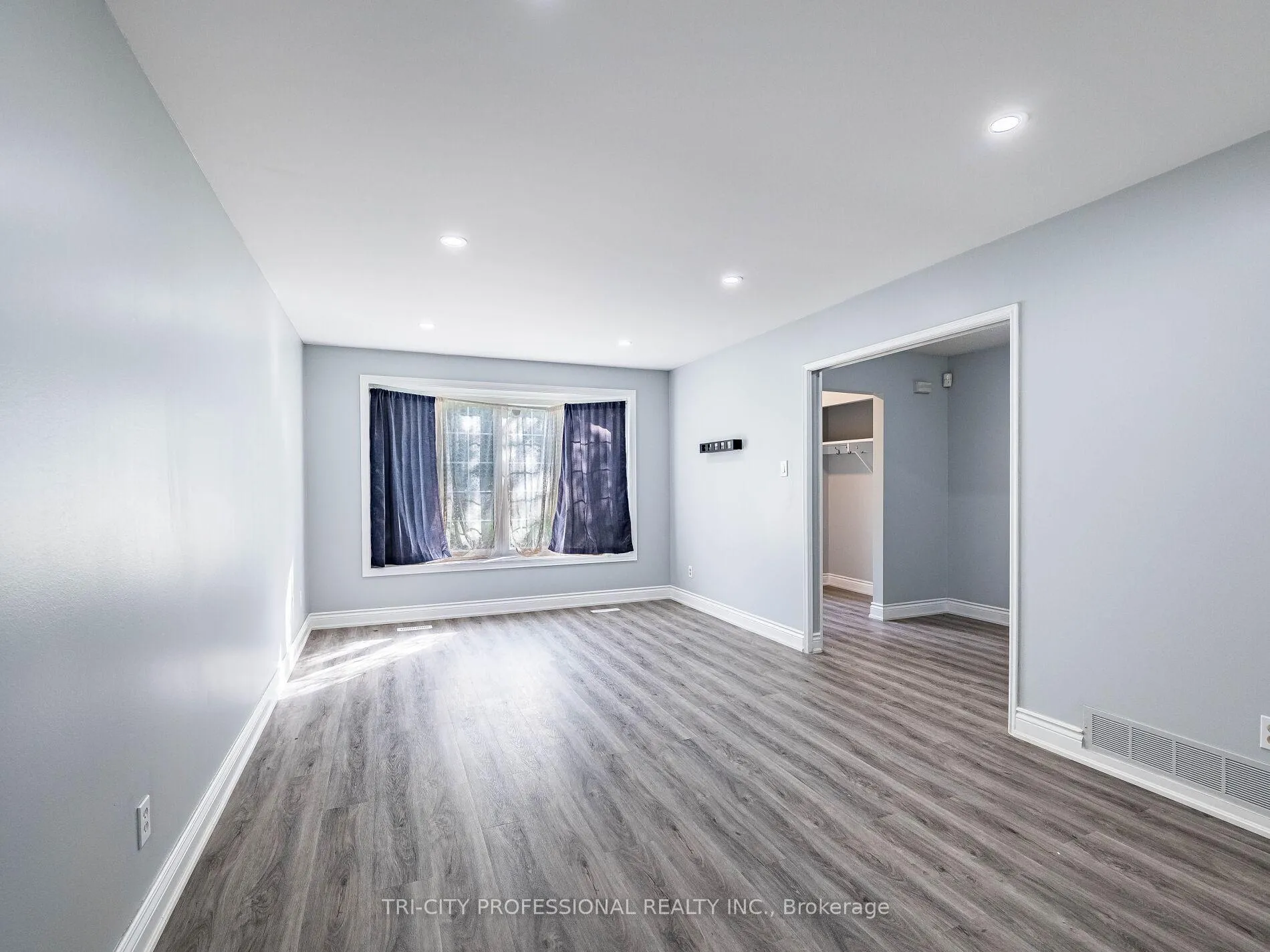 Photo 16 of 172 Mountainview Road S, Halton Hills, Georgetown — HOMEH