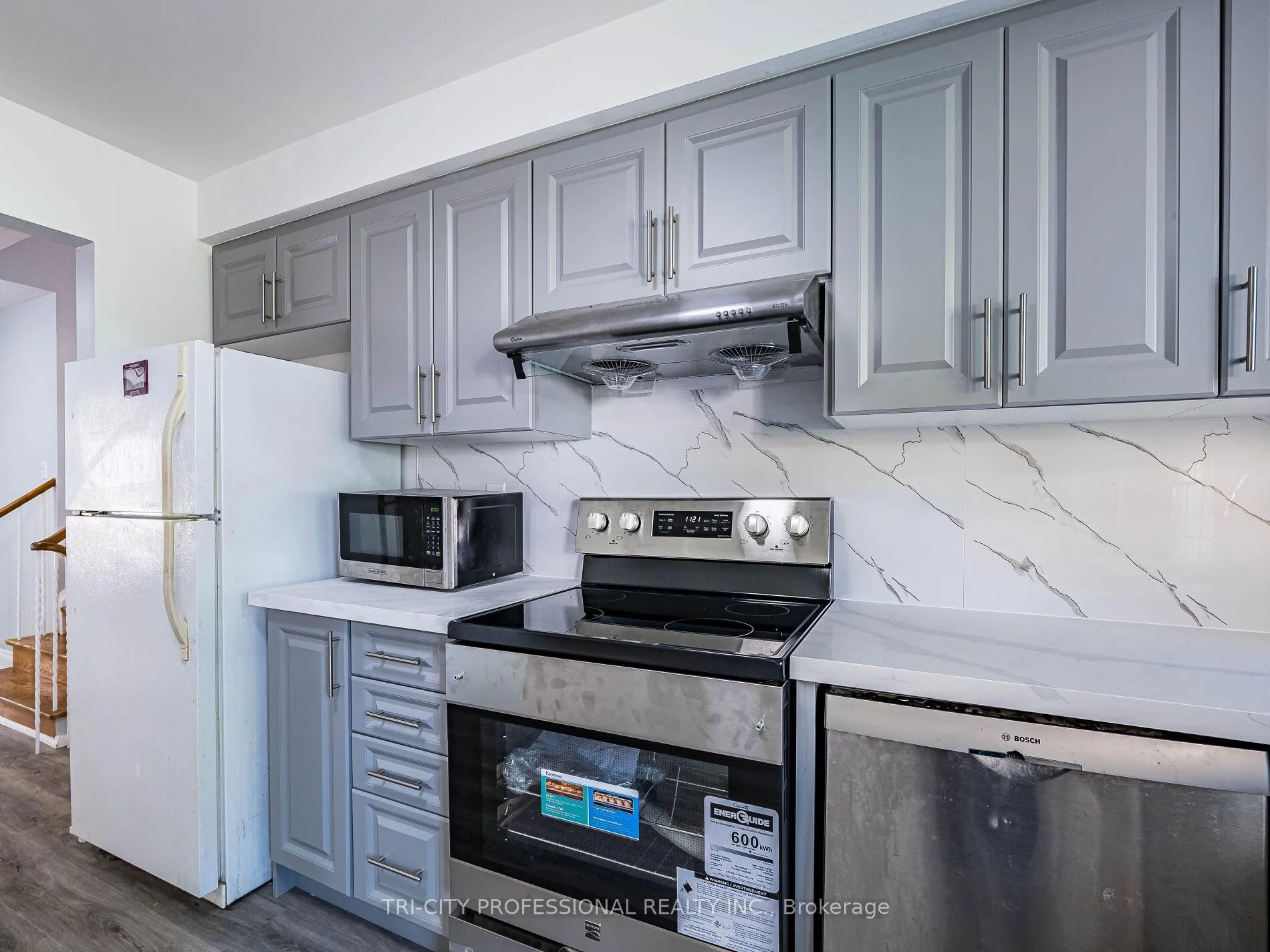 Photo 18 of 172 Mountainview Road S, Halton Hills, Georgetown — HOMEH