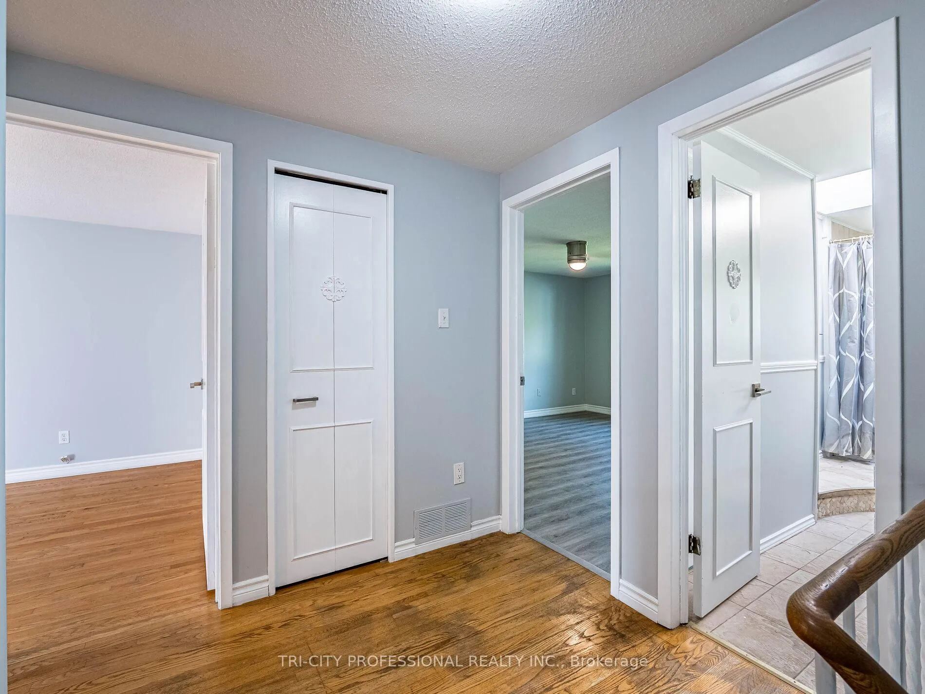 Photo 24 of 172 Mountainview Road S, Halton Hills, Georgetown — HOMEH