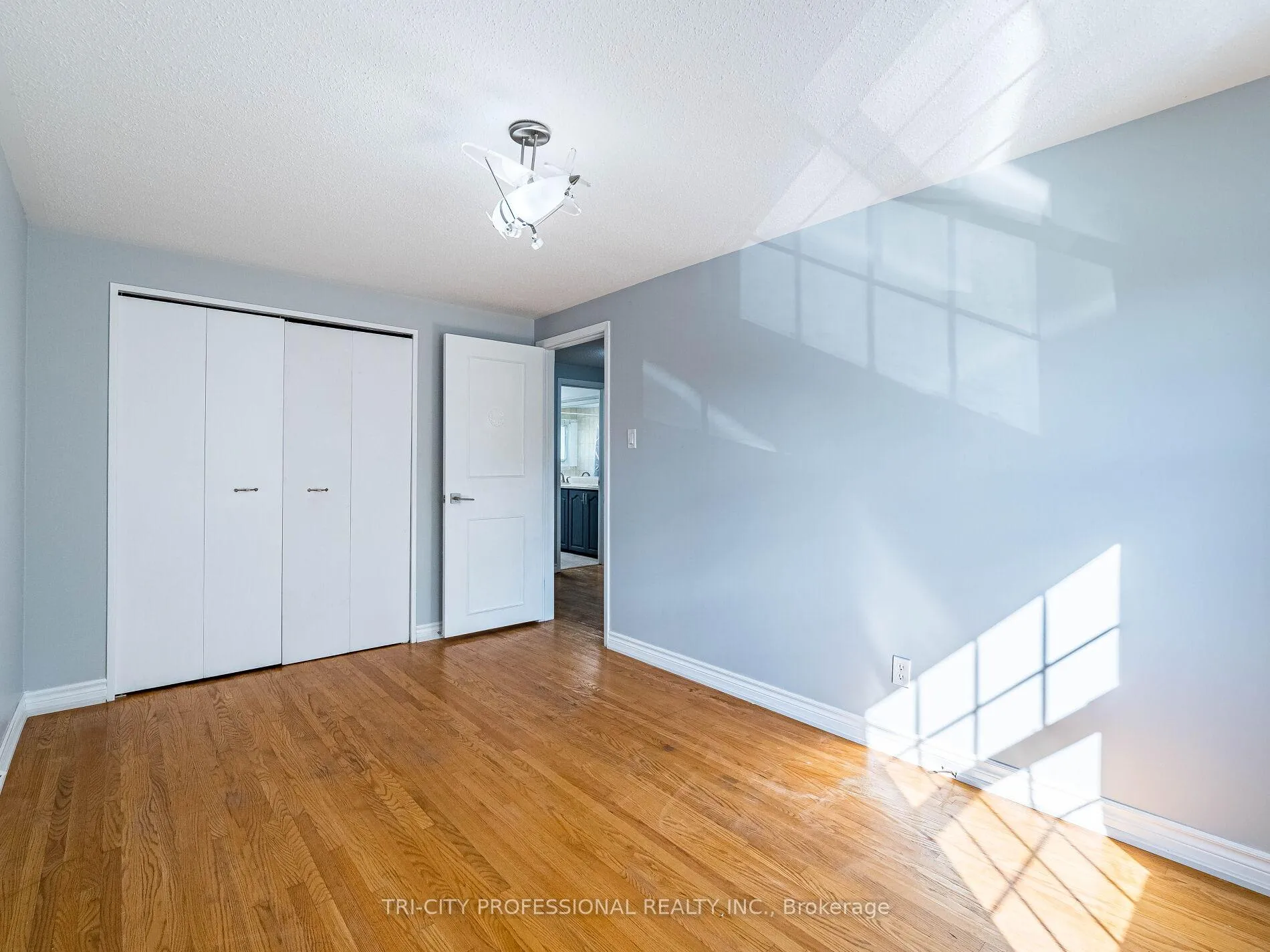 Photo 26 of 172 Mountainview Road S, Halton Hills, Georgetown — HOMEH