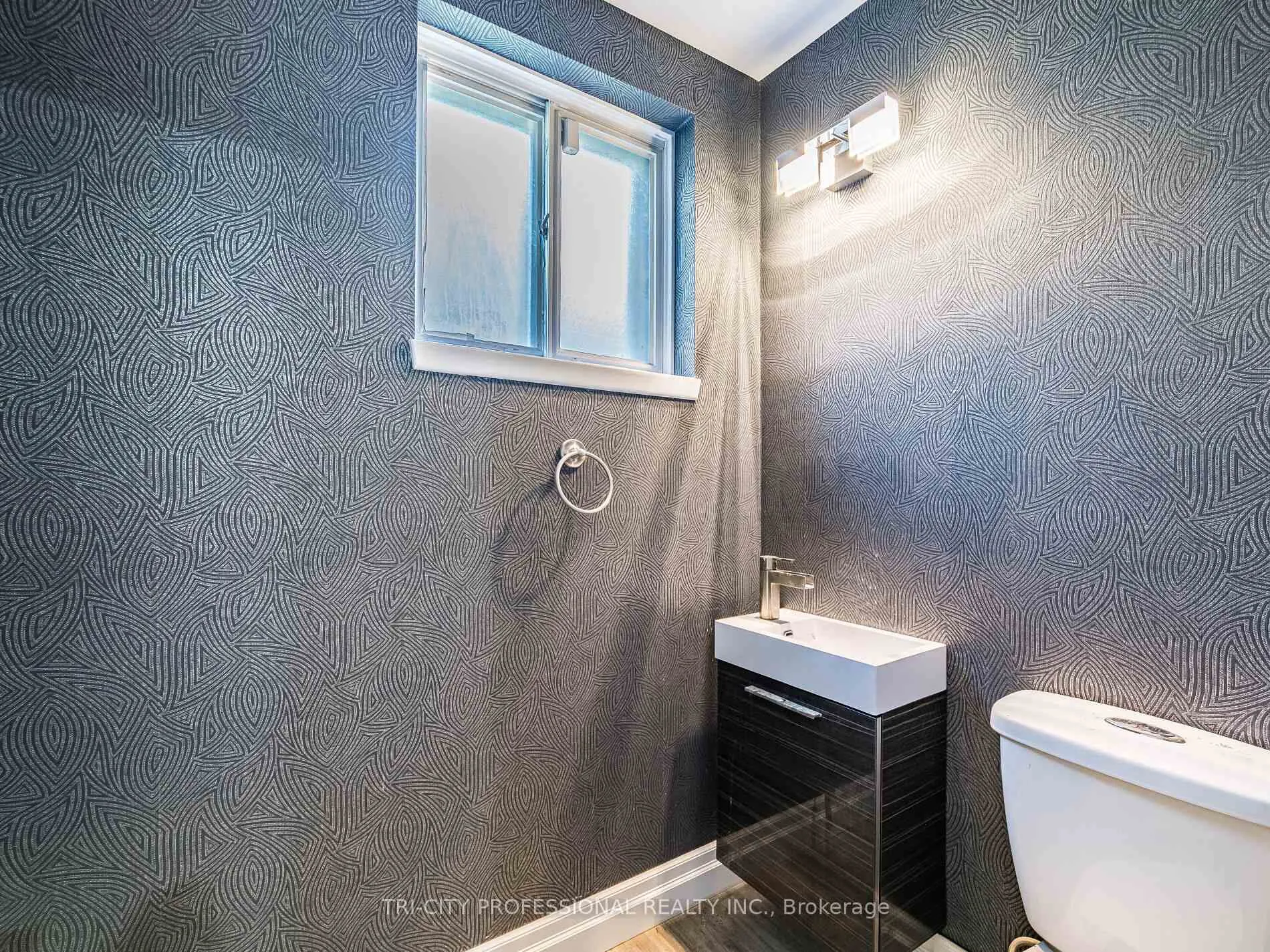 Photo 37 of 172 Mountainview Road S, Halton Hills, Georgetown — HOMEH