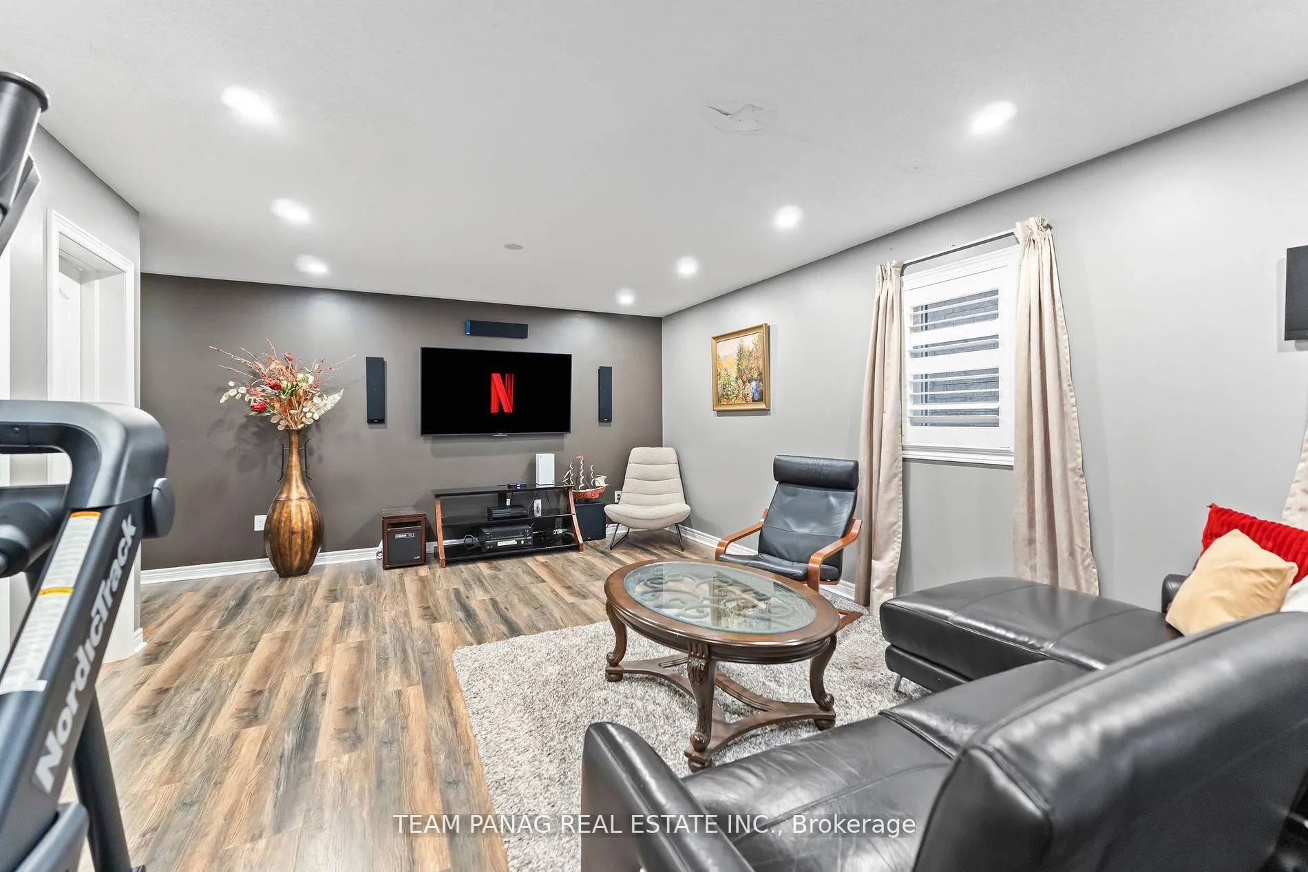 Photo 32 of 22 Cedarsprings Way, Brampton, Sandringham-Wellington — HOMEH