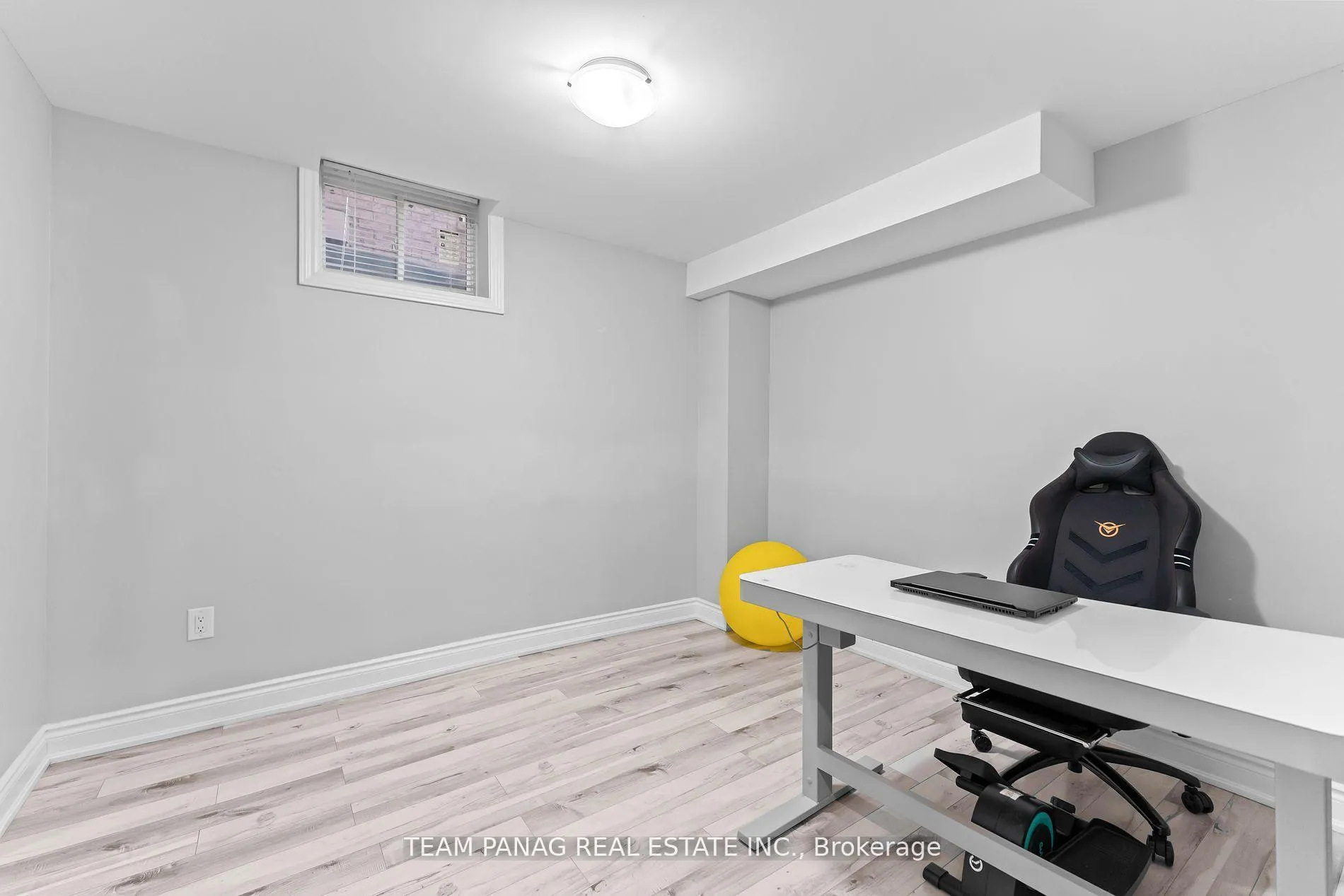 Photo 37 of 22 Cedarsprings Way, Brampton, Sandringham-Wellington — HOMEH