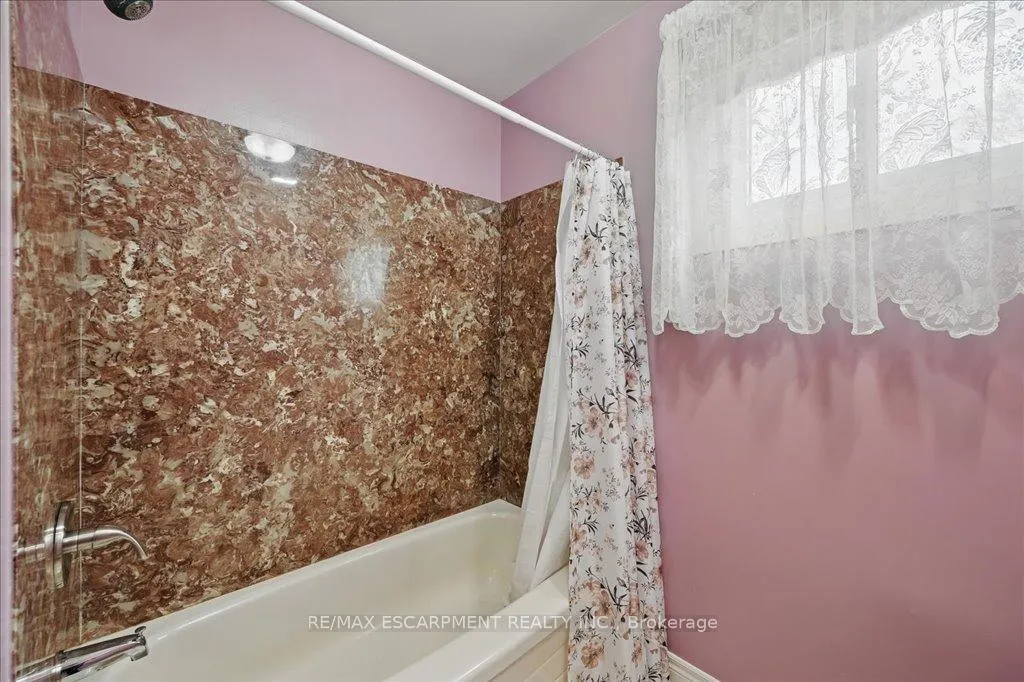 Photo 30 of 874 Robinson Road, Haldimand, Dunnville — HOMEH