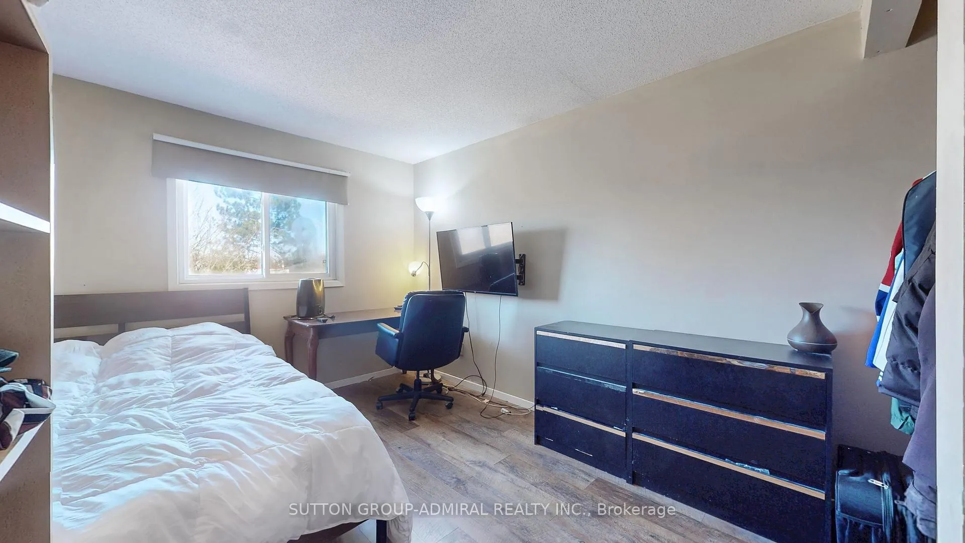 Photo 29 of 68 Patterson Crescent, Ajax, Central — HOMEH