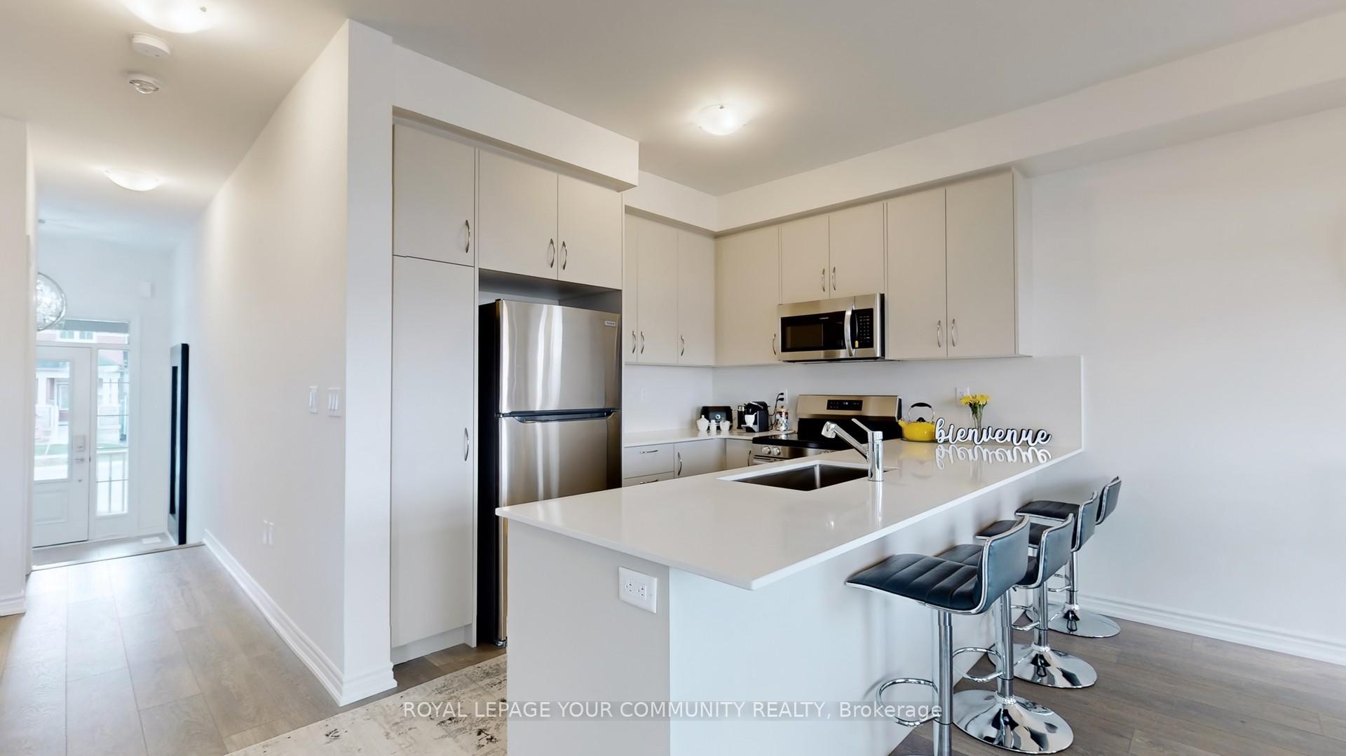 Photo 11 of 127 Greer Street, Barrie, Rural Barrie Southeast — HOMEH