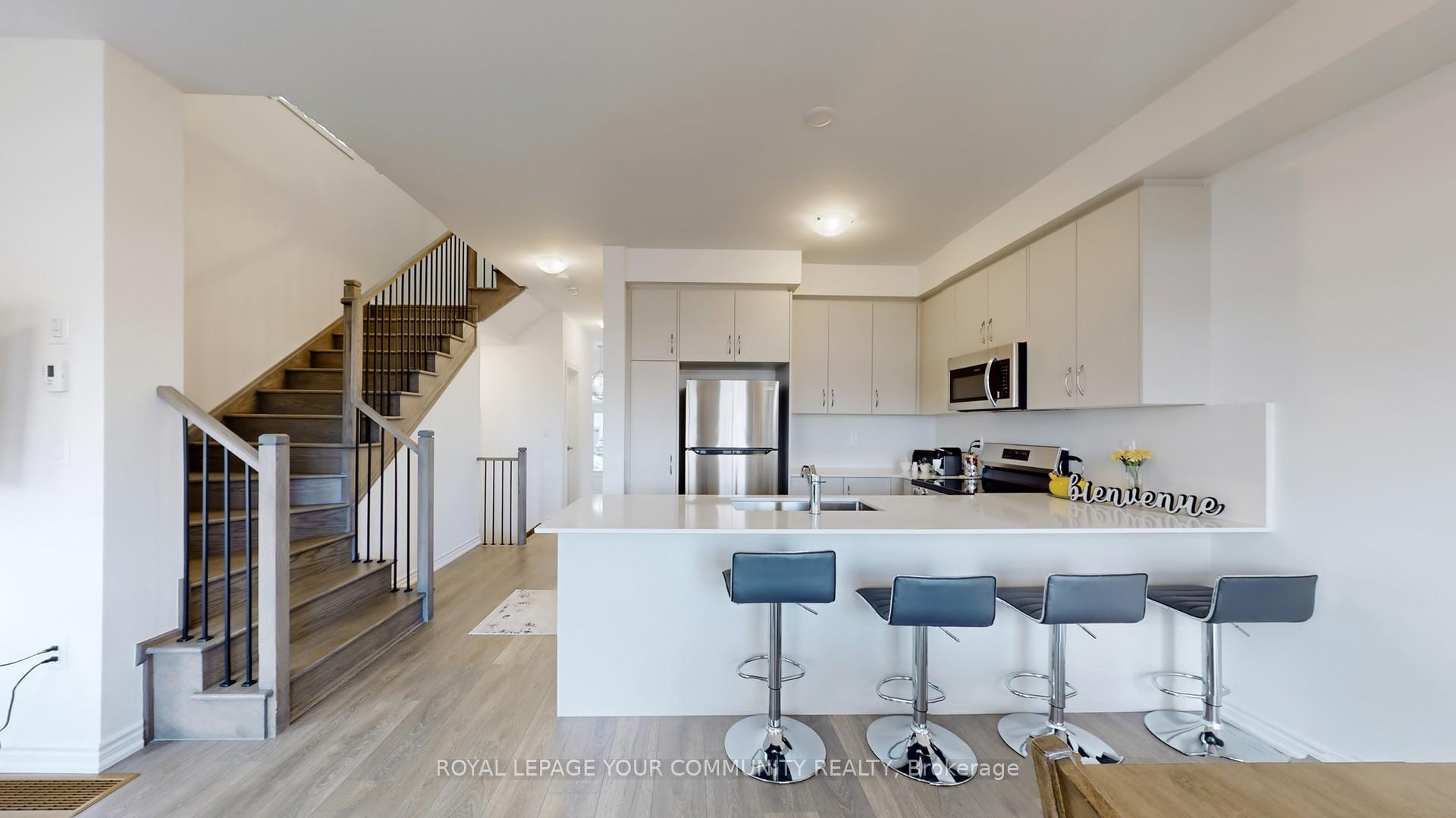 Photo 12 of 127 Greer Street, Barrie, Rural Barrie Southeast — HOMEH