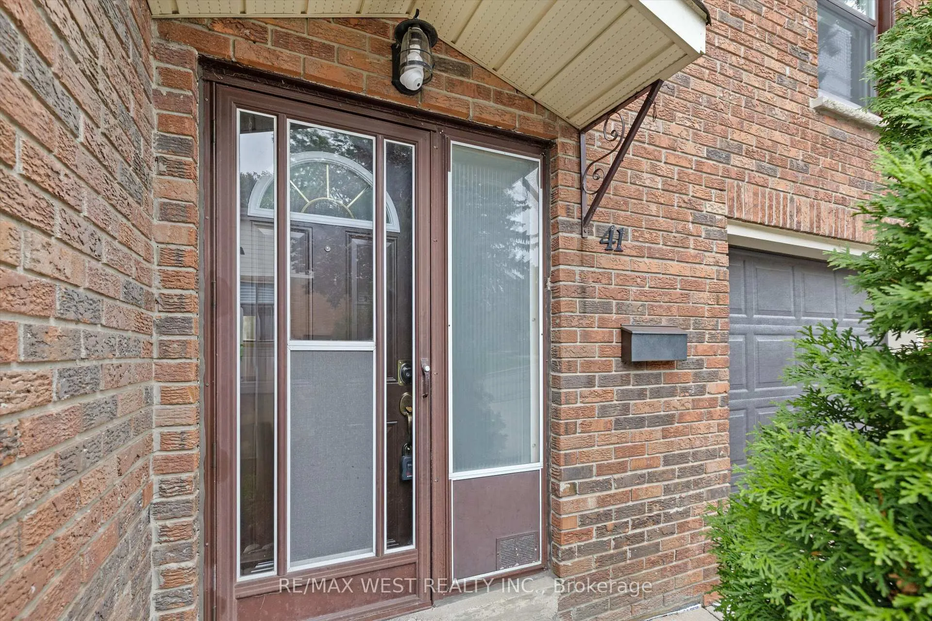 Photo 4 of Unit 41, 88 Rainbow Drive, Vaughan, West Woodbridge — HOMEH