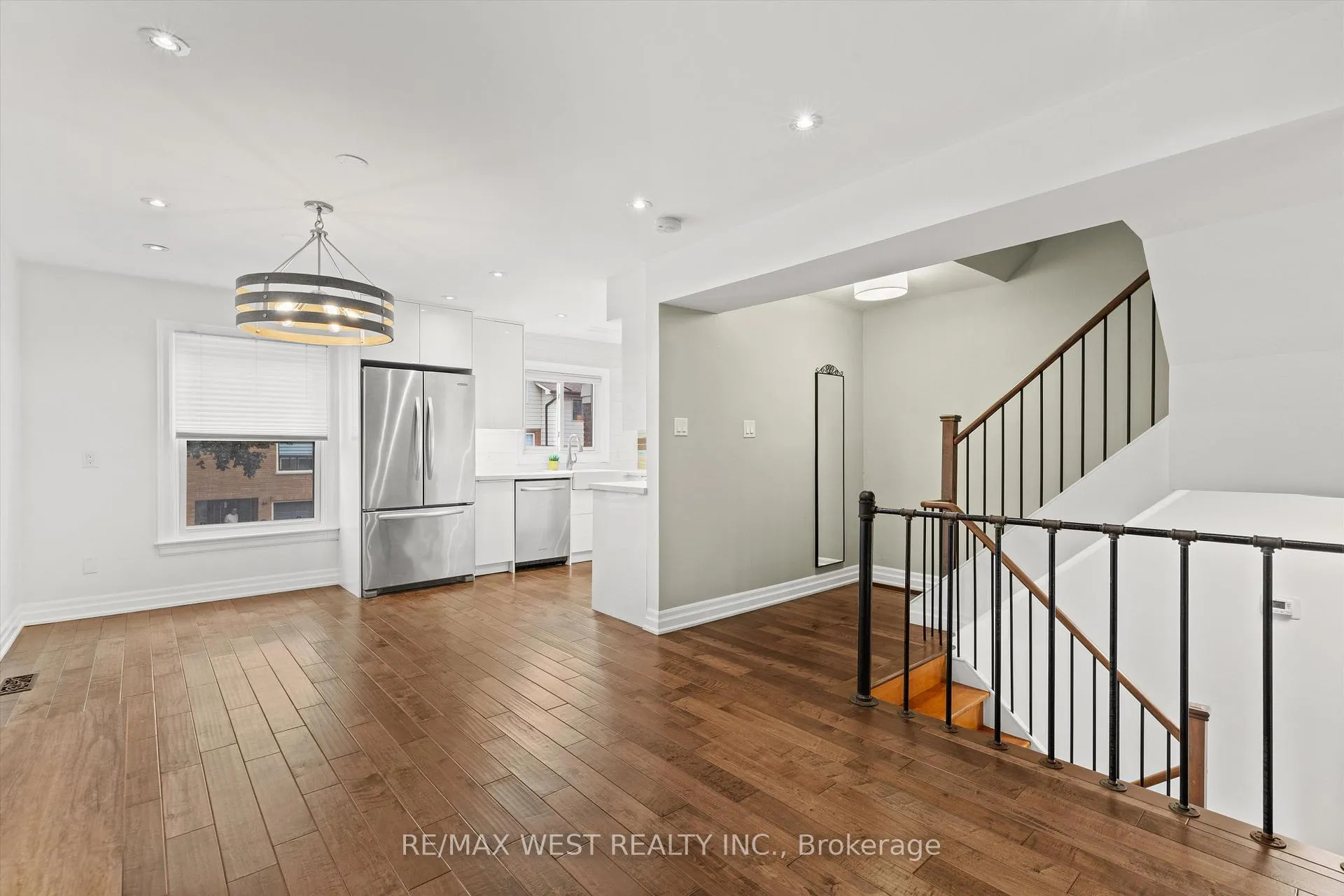 Photo 10 of Unit 41, 88 Rainbow Drive, Vaughan, West Woodbridge — HOMEH