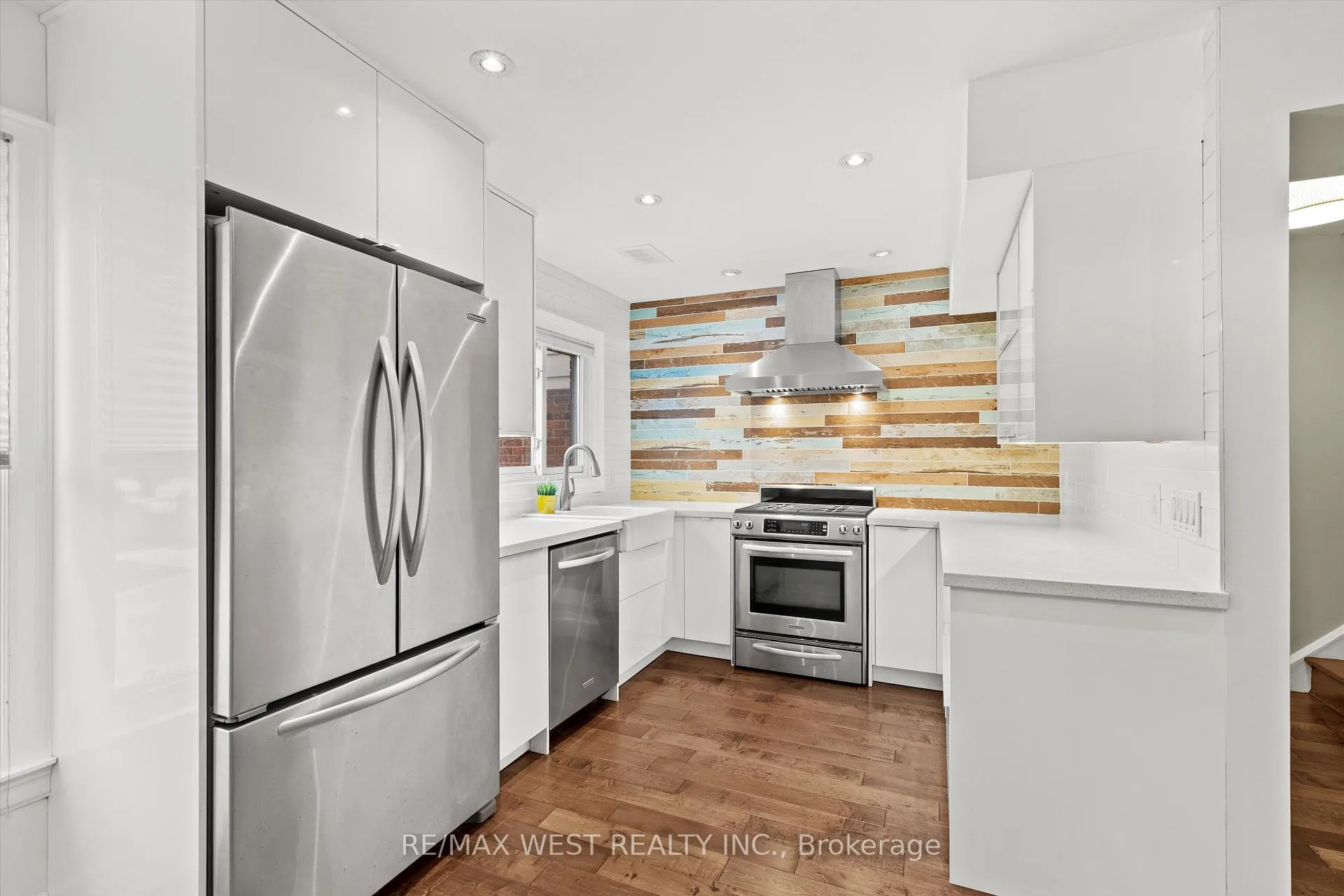 Photo 12 of Unit 41, 88 Rainbow Drive, Vaughan, West Woodbridge — HOMEH
