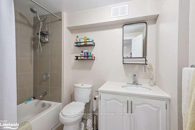 Photo 24 of 96 Lockhart Road, Collingwood — HOMEH