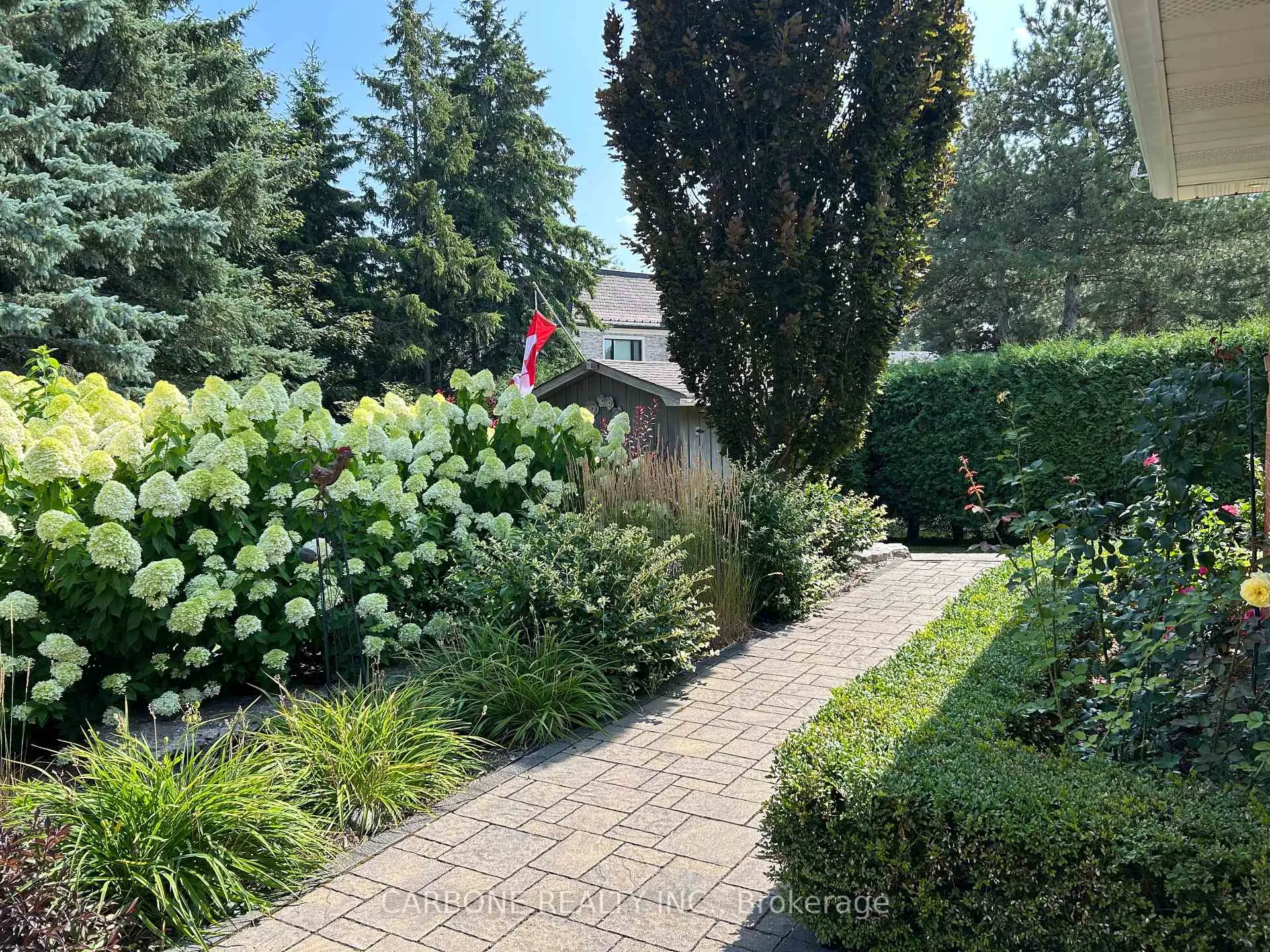 Photo 7 of 335 Forde Crescent, King, King City — HOMEH