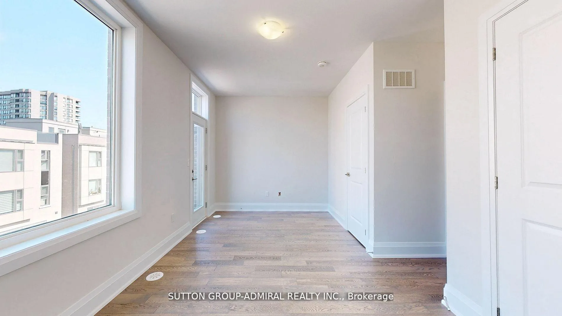 Photo 27 of 247 Smallwood Circle S, Vaughan, Brownridge — HOMEH