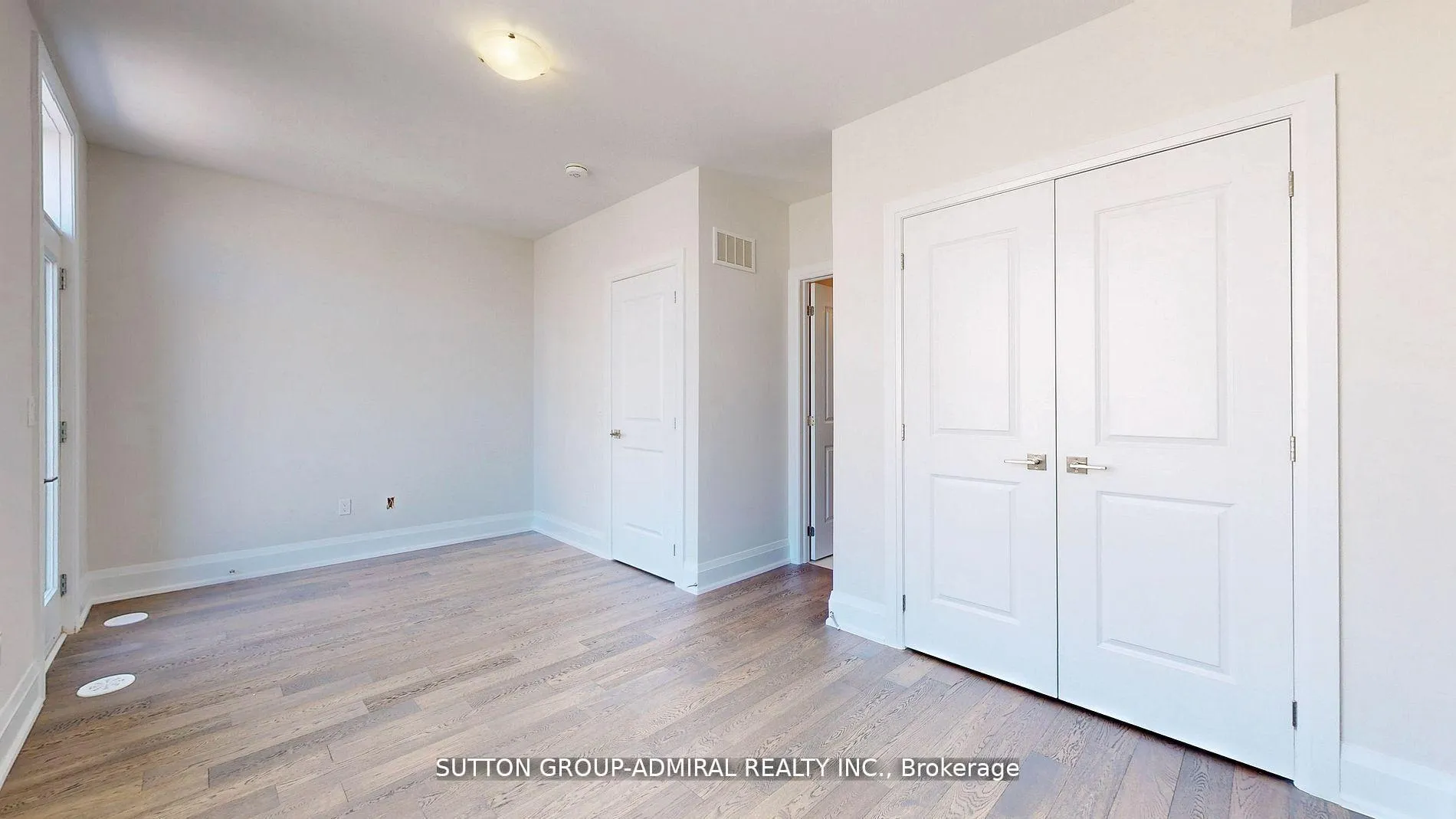Photo 28 of 247 Smallwood Circle S, Vaughan, Brownridge — HOMEH