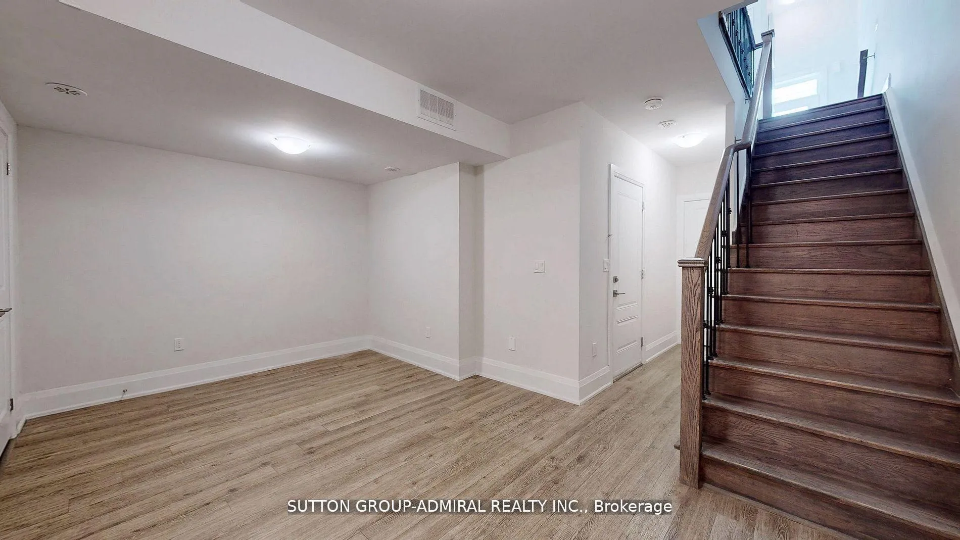 Photo 34 of 247 Smallwood Circle S, Vaughan, Brownridge — HOMEH
