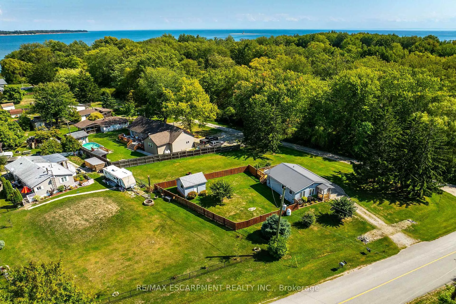 Photo 4 of 8 Downey Road, Haldimand, Dunnville — HOMEH