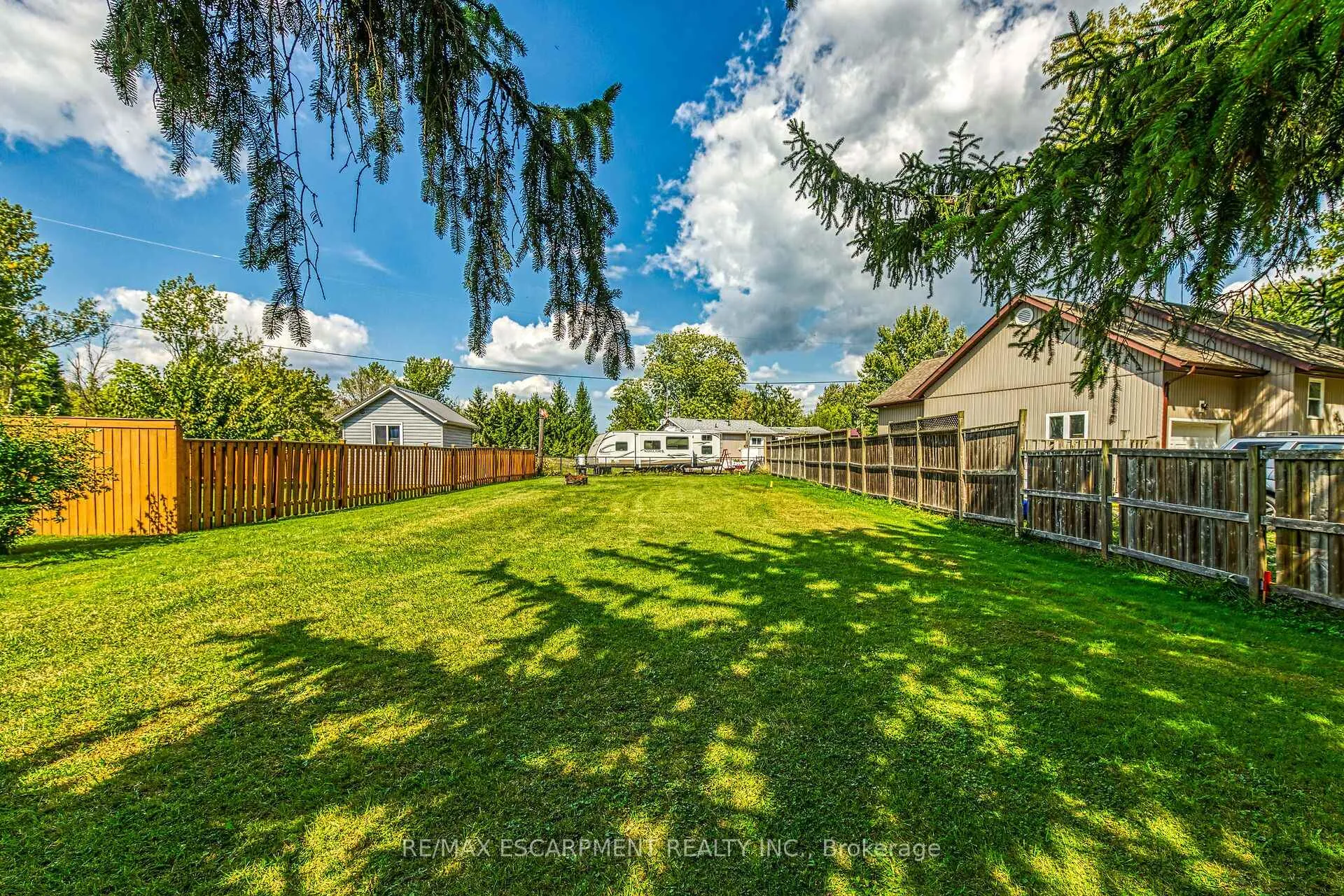 Photo 24 of 8 Downey Road, Haldimand, Dunnville — HOMEH