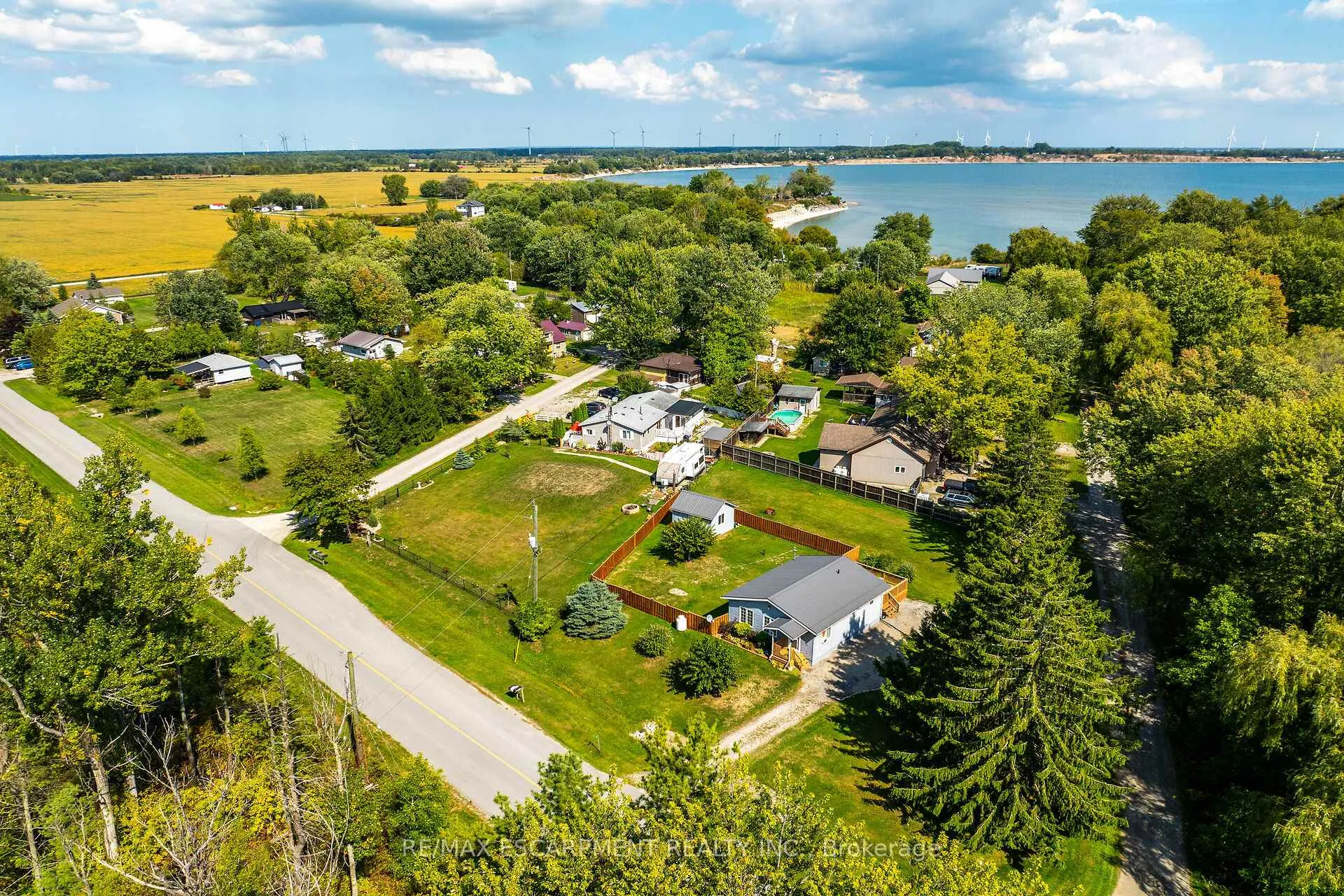 Photo 34 of 8 Downey Road, Haldimand, Dunnville — HOMEH