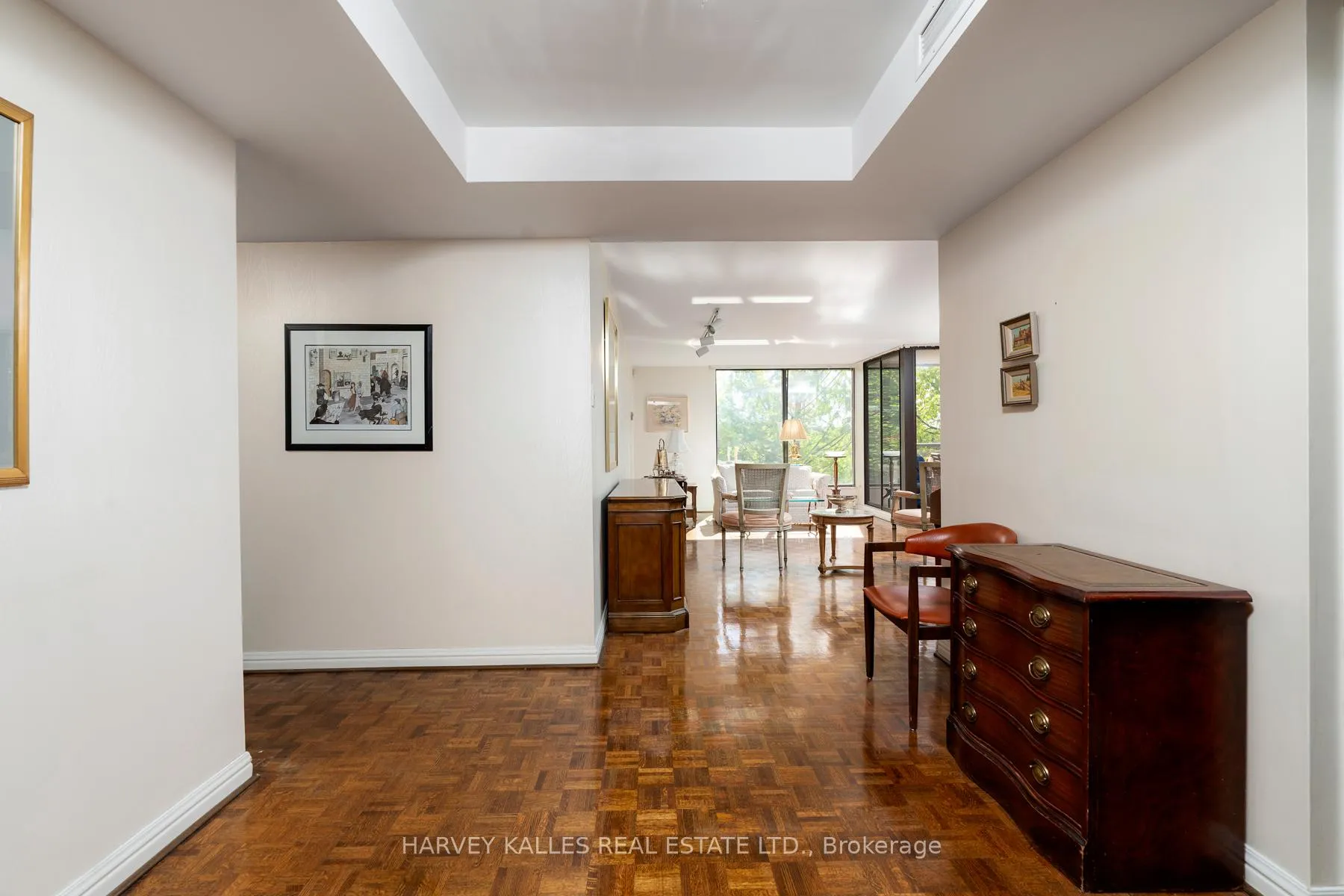 Photo 4 of Unit 405, 3900 Yonge Street, Toronto, Bedford Park-Nortown — HOMEH