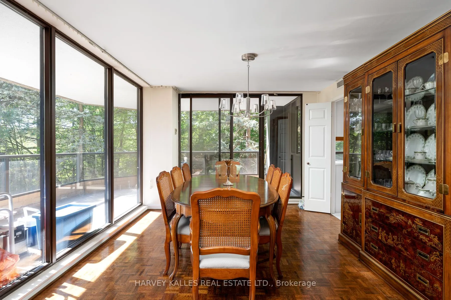 Photo 12 of Unit 405, 3900 Yonge Street, Toronto, Bedford Park-Nortown — HOMEH