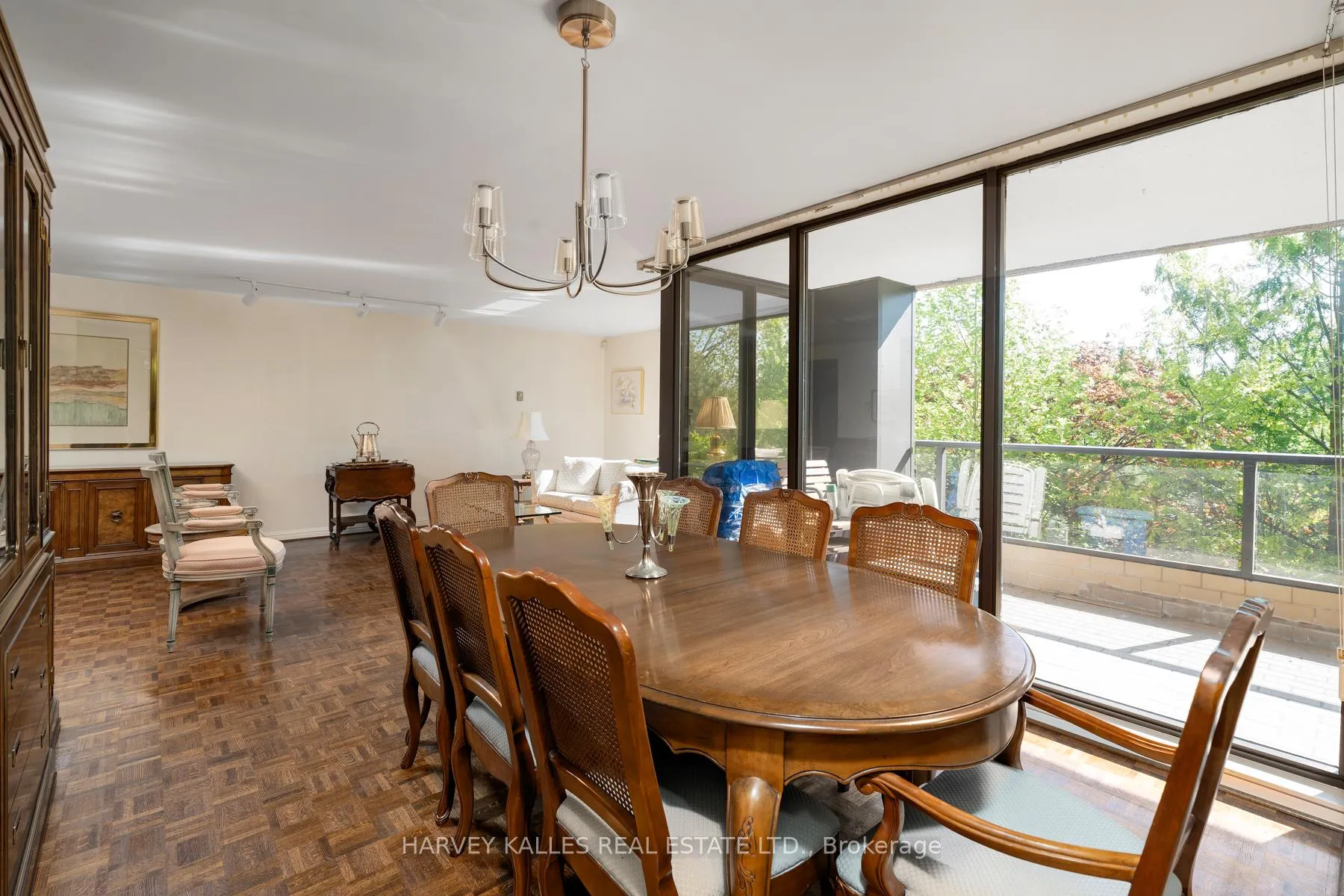Photo 14 of Unit 405, 3900 Yonge Street, Toronto, Bedford Park-Nortown — HOMEH