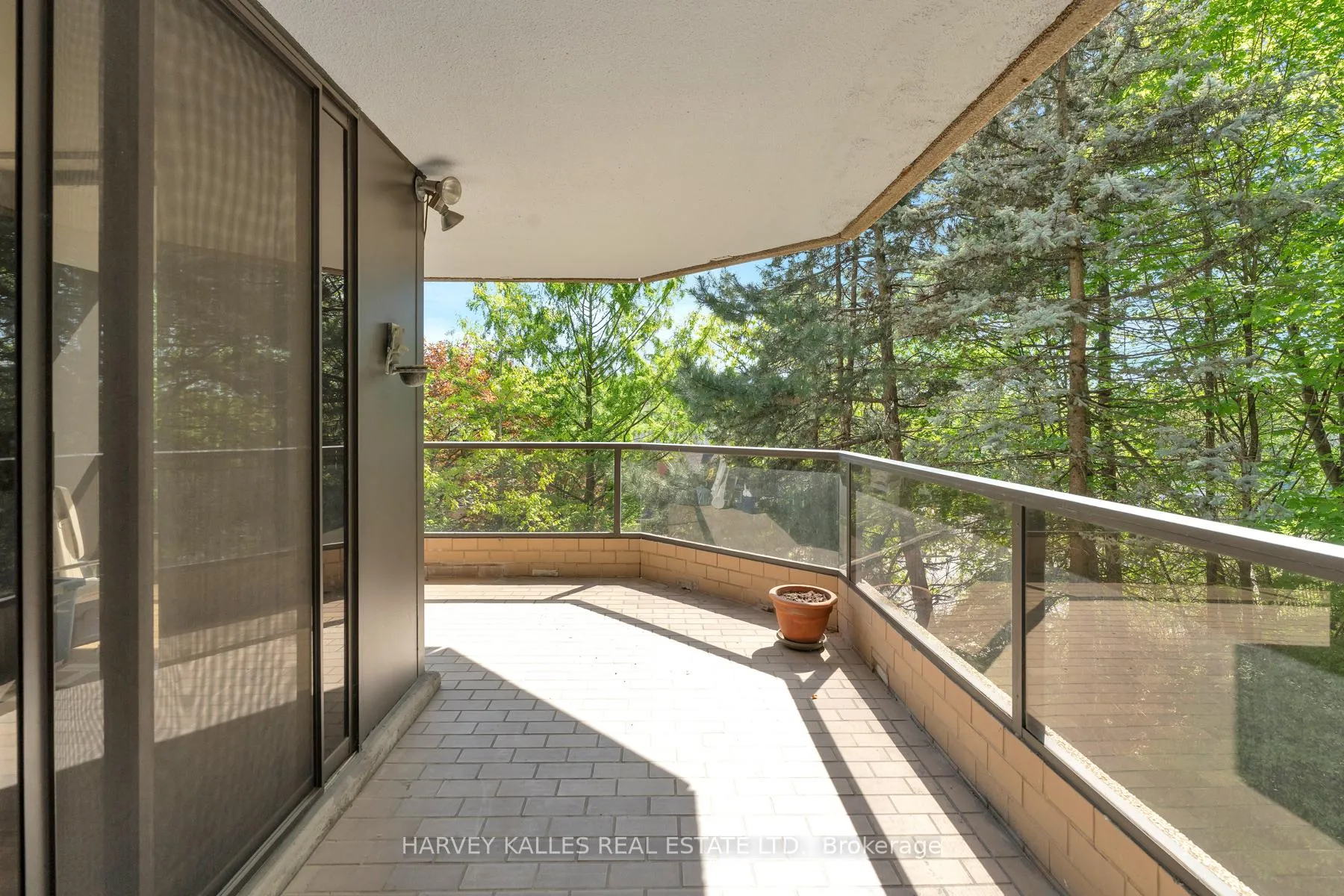 Photo 36 of Unit 405, 3900 Yonge Street, Toronto, Bedford Park-Nortown — HOMEH