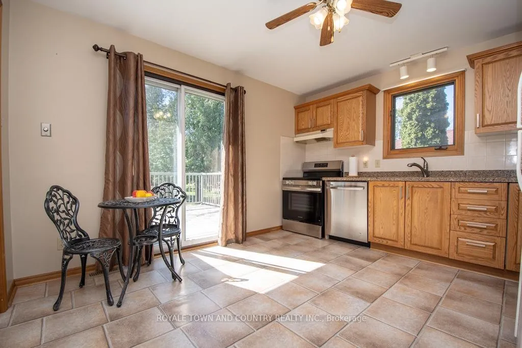Photo 10 of 14 McGill Drive, Kawartha Lakes, Manvers — HOMEH