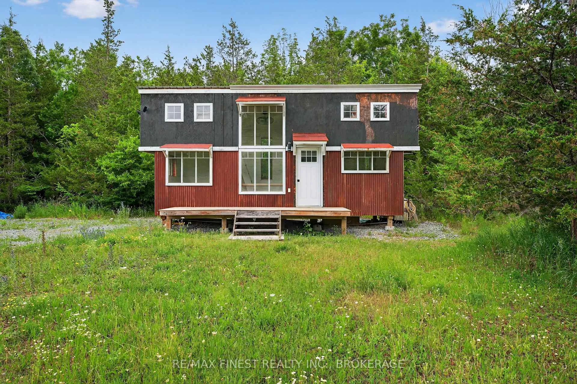 Photo 24 of 922 Lime Lake Road, Greater Napanee — HOMEH