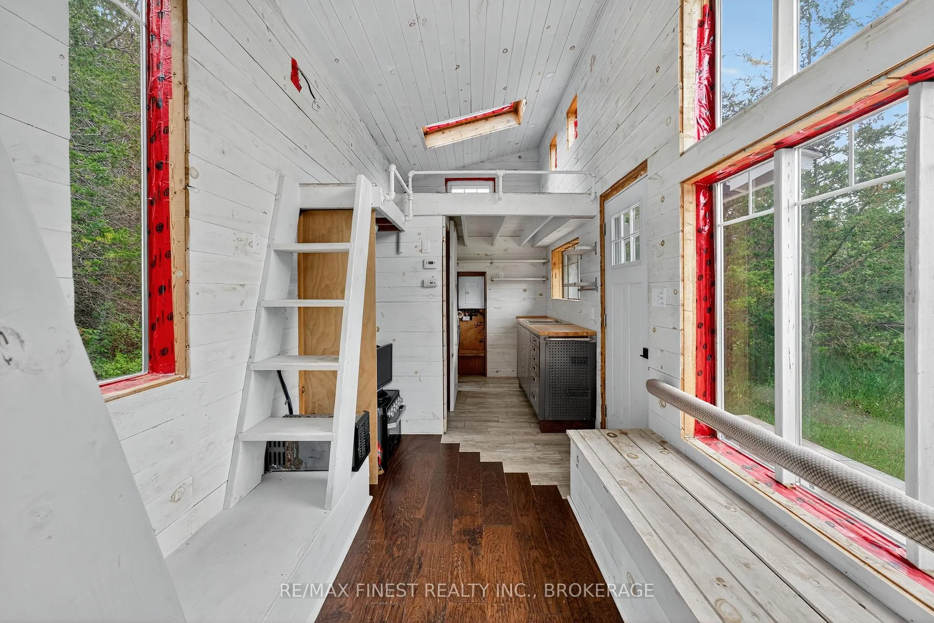 Photo 27 of 922 Lime Lake Road, Greater Napanee — HOMEH