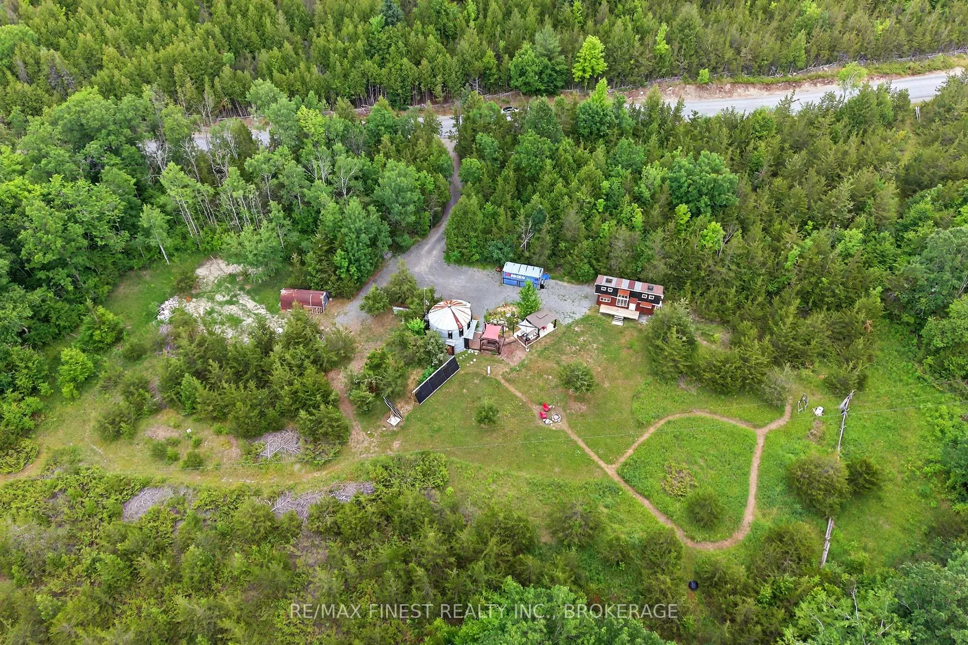 Photo 36 of 922 Lime Lake Road, Greater Napanee — HOMEH
